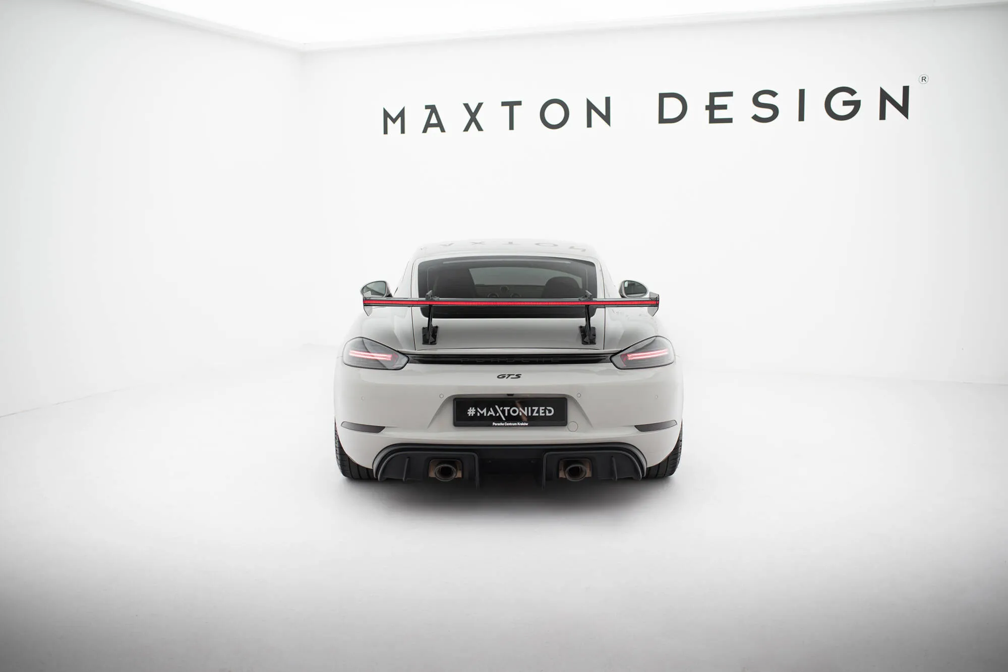 Hekkspoiler V.1 med svanehals med LED Porsche Cayman 2016-2026 | Carbon Fiber Edition – bilde 11