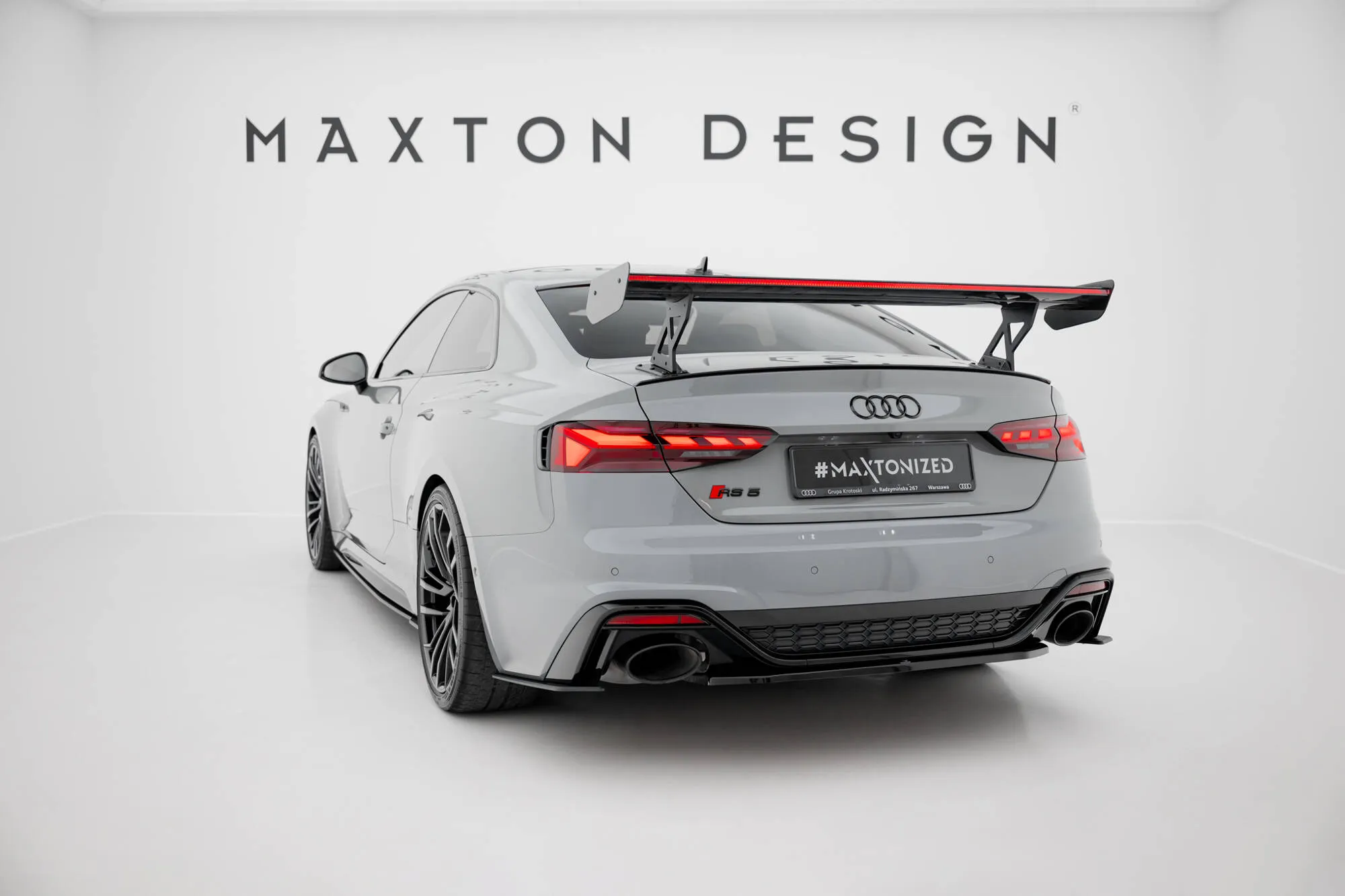 Hekkspoiler V.1 med ytre bøyler med LED Audi A5 (F5 Facelift) 2019-2024 | Carbon Fiber Edition – bilde 10