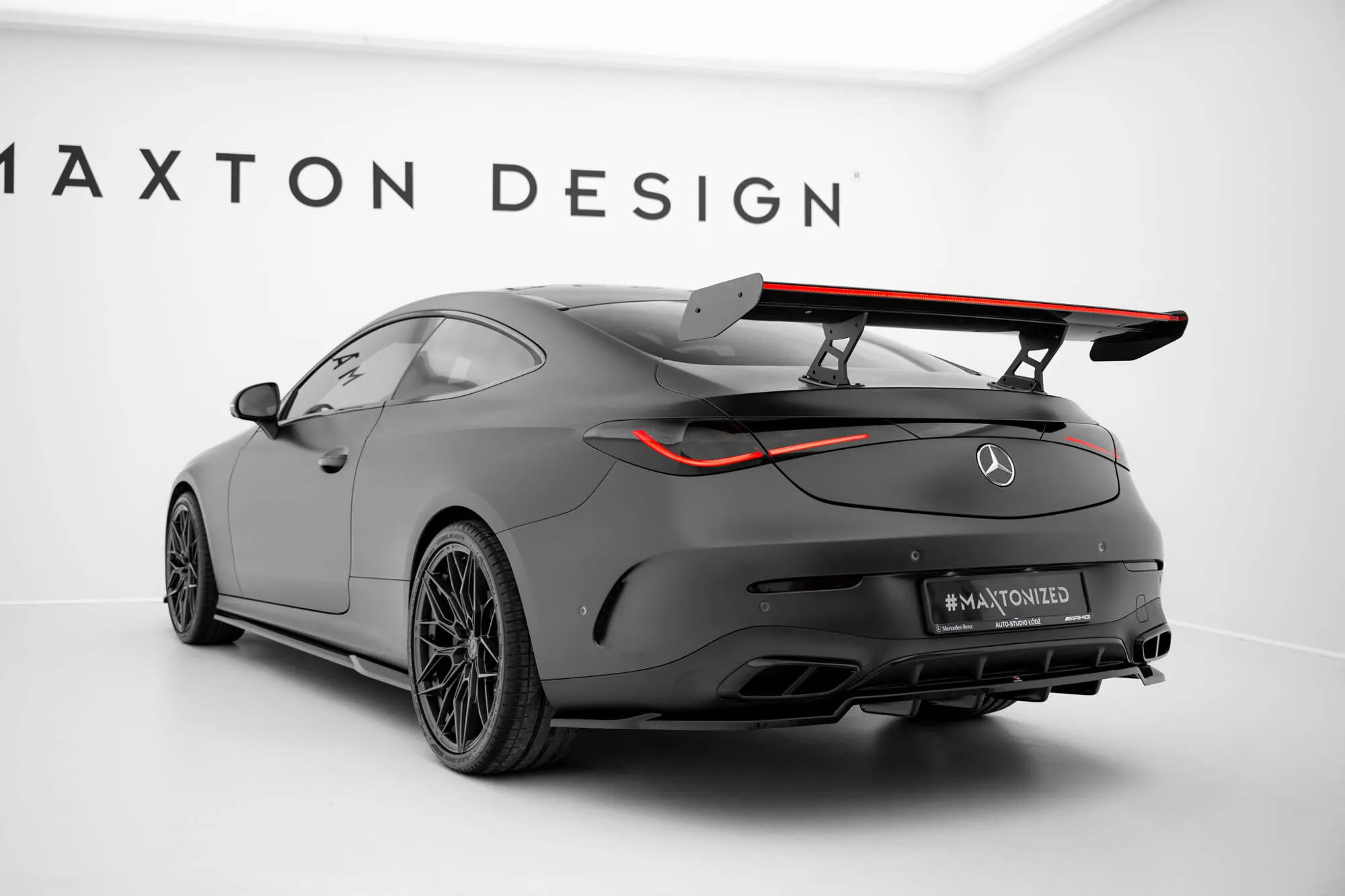 Hekkspoiler V.2 med LED Mercedes-Benz Cle (C236) 2023-2026 | Carbon Fiber Edition – bilde 6