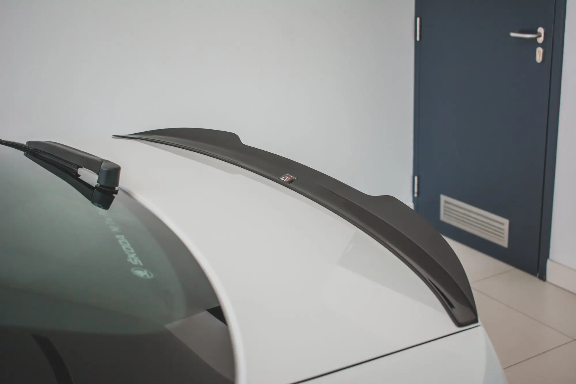 Hekkspoiler V.2 Skoda Superb III Liftback 2015 - 2024 – bilde 2