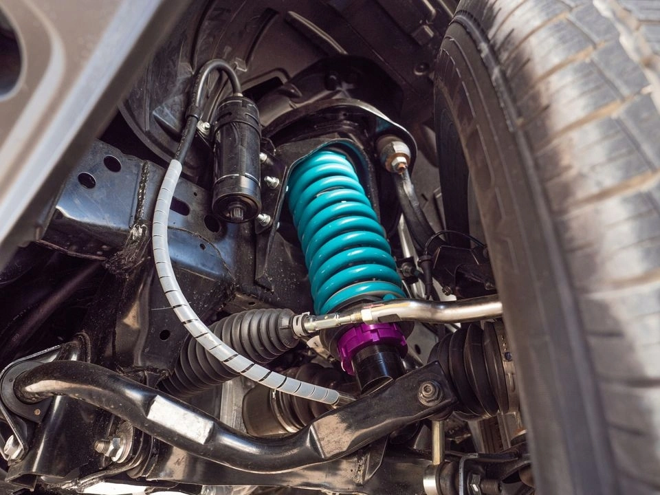 Hevesett Toyota Land Cruiser J90 / J95 1996 - 2003 │ Lift 2'' - 50mm / 50mm - fjærer og Nitro Gas dempere – bilde 2