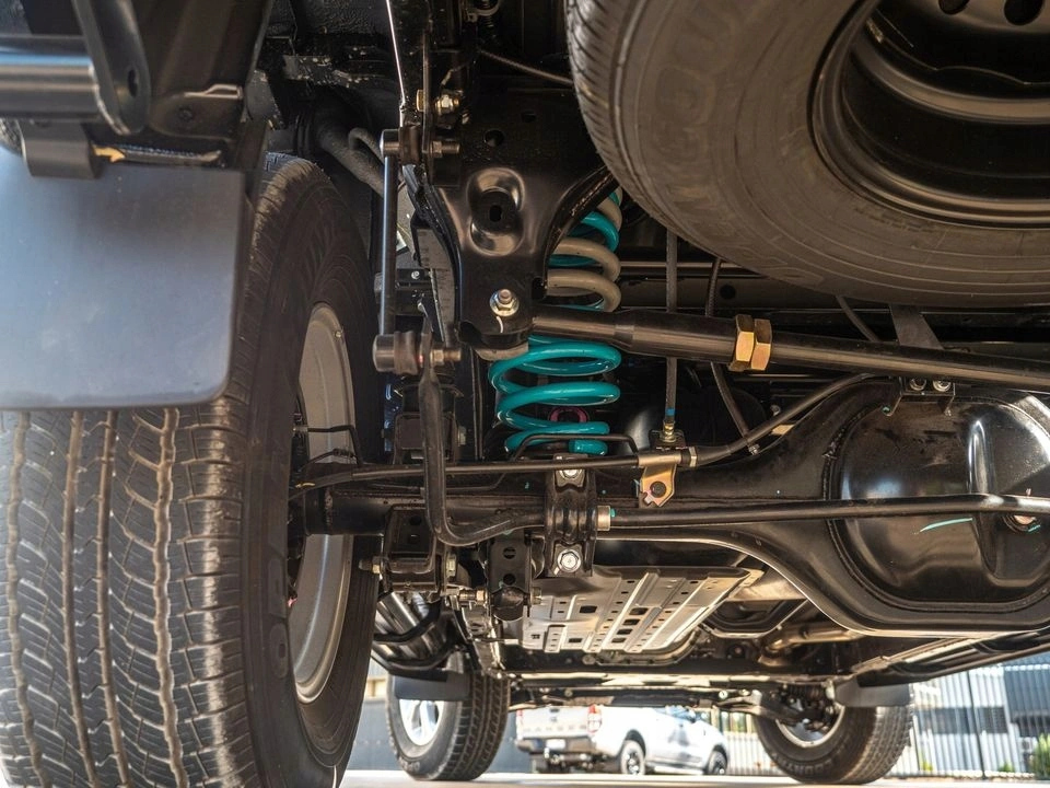 Hevesett Toyota Land Cruiser J90 / J95 1996 - 2003 │ Lift 2'' - 50mm / 50mm - fjærer og Nitro Gas dempere – bilde 4