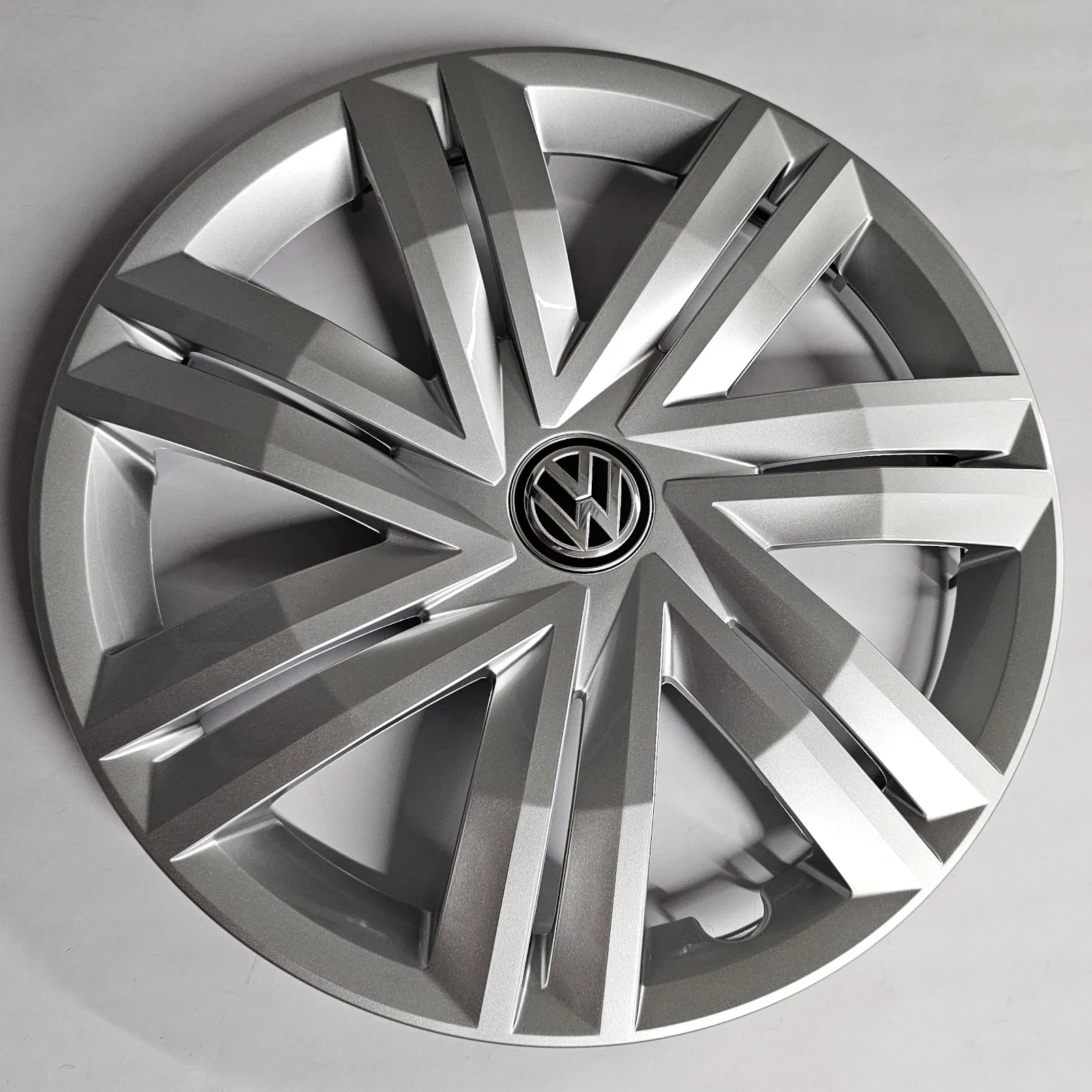 Hjulkapsel VW Polo 6 14" │ Genuine® sølv / krom / svart - 1 stk.