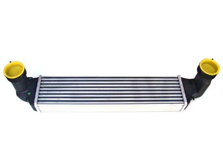 Intercooler BERGMANN BMW 3 E46 / BMW X3 E83 Image 1
