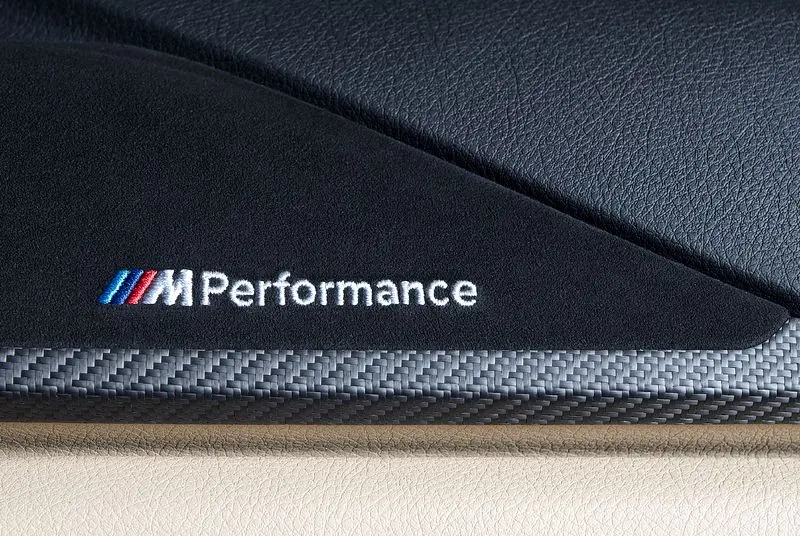 Interiørlister karbonfiber / Alcantara BMW M Performance trim kit Image 5