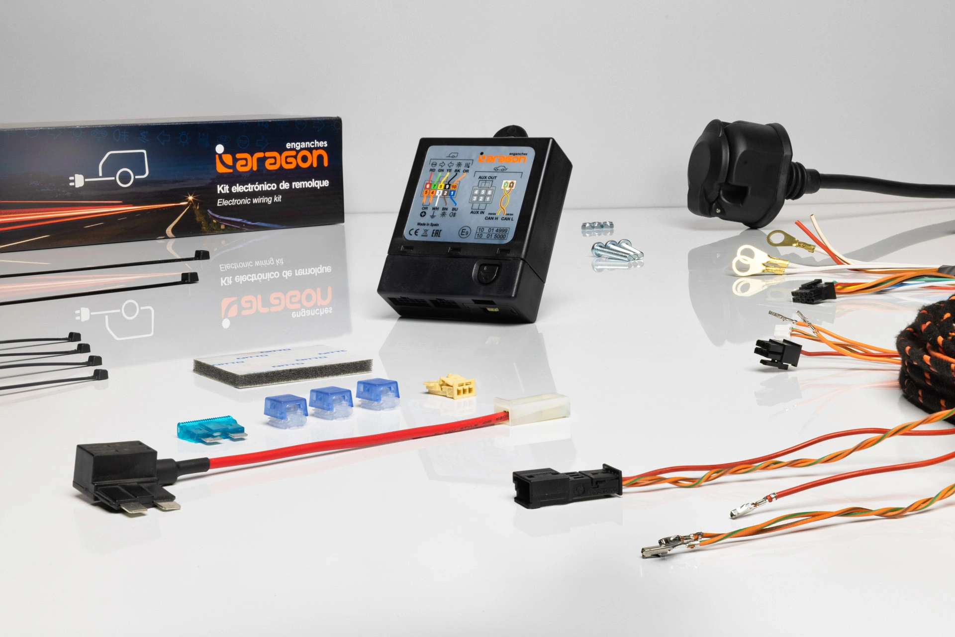 Kabelsett 13 pol tilhengerfeste enault 5 E-Tech Electric │ 13-pols ledningssett for tilhengerfeste - Aragon-CAN specific kit