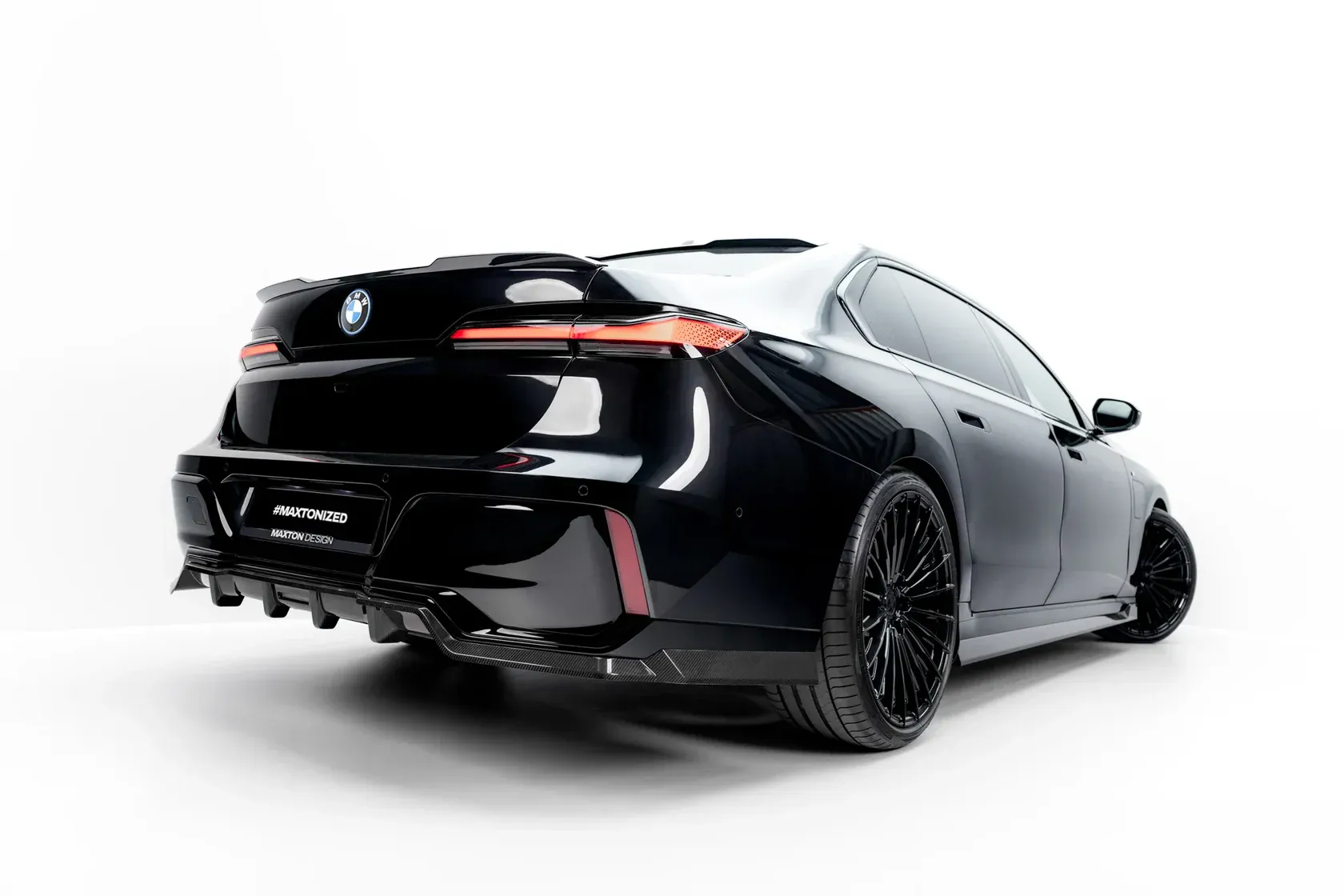 Karbon baksplitter med diffuser BMW 7 / i7 G70 M-Pack 2022 -> | Prepreg Carbon Edition