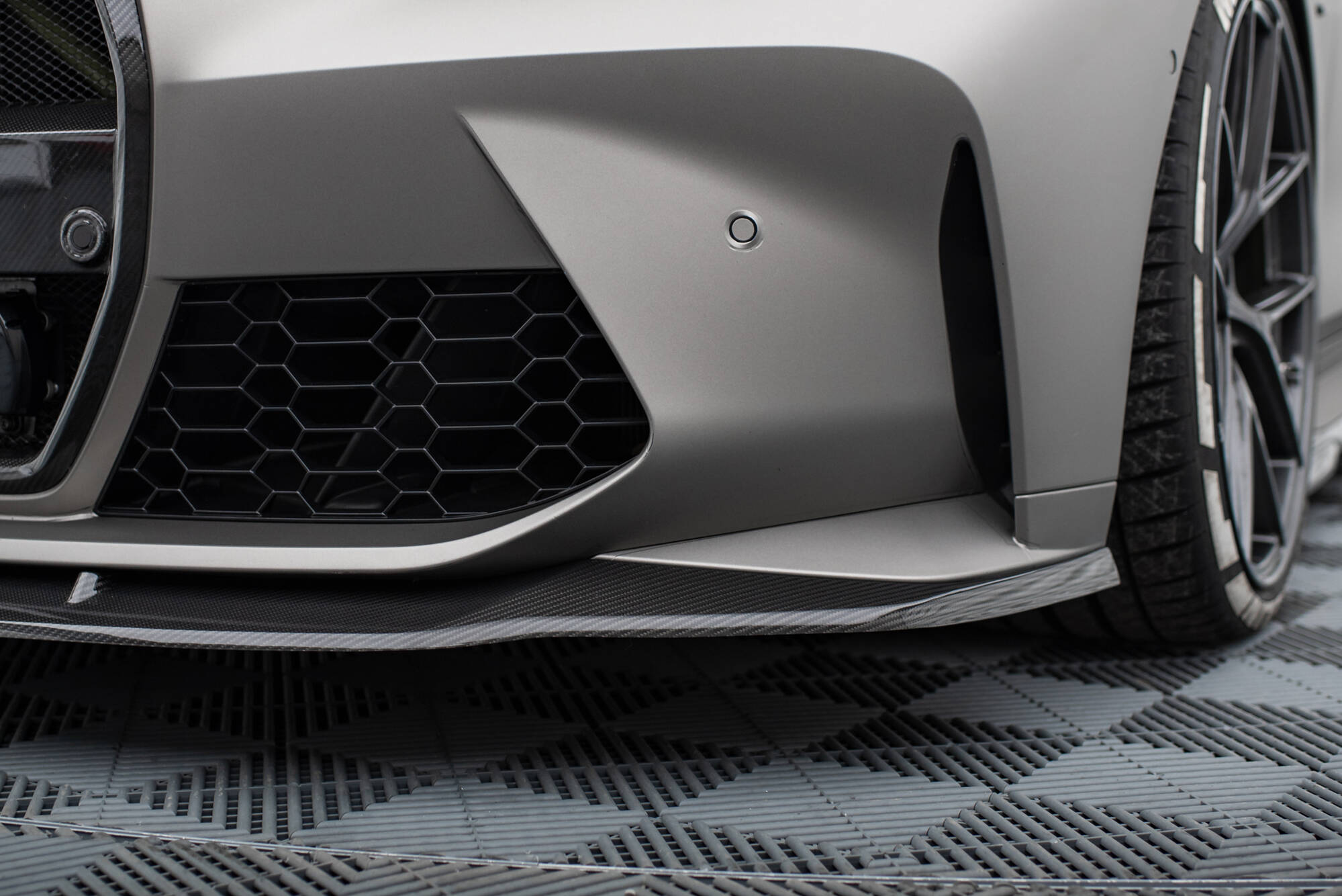 Karbon Frontspoiler BMW M3 / M4 G80 / G81 / G82 / G83 2021 -> | Prepreg Carbon Edition V3 – bilde 4