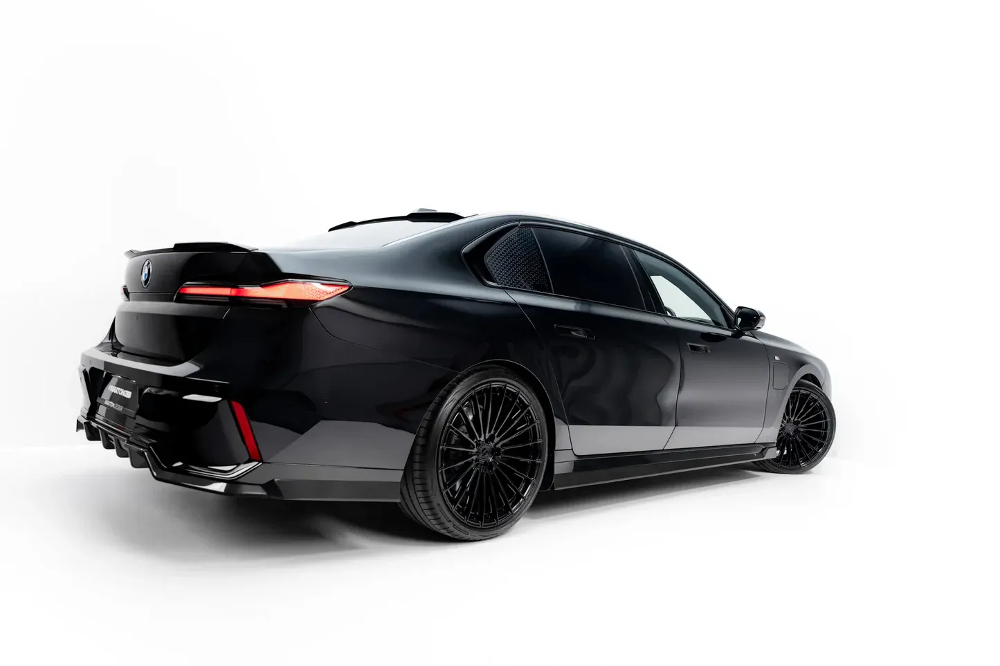 Karbon sideskjørt BMW 7 / i7 G70 M-Pack 2022 - 2026 | Prepreg Carbon Edition