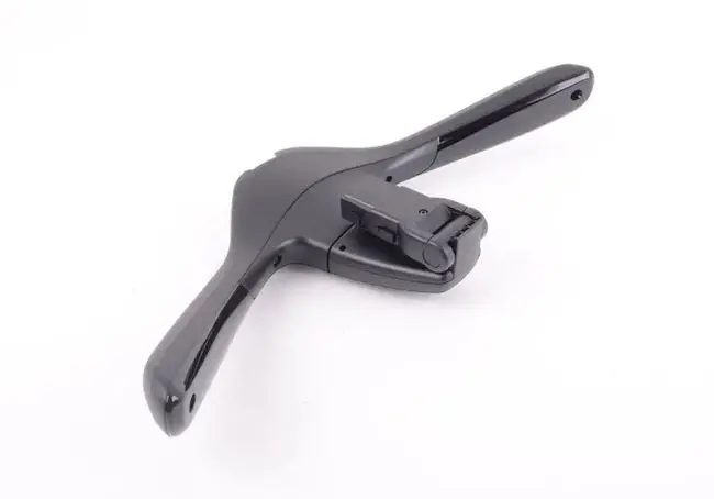 Kleshenger BMW Travel and Comfort System │ Business Suit hanger Image 11