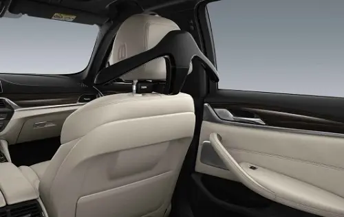 Kleshenger BMW Travel and Comfort System │ Business Suit hanger Image 3