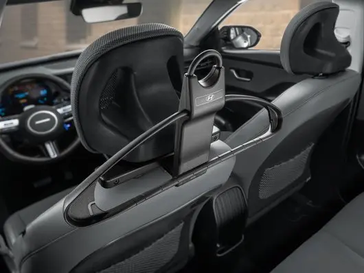 Kleshenger Hyundai │ Business Suit hanger