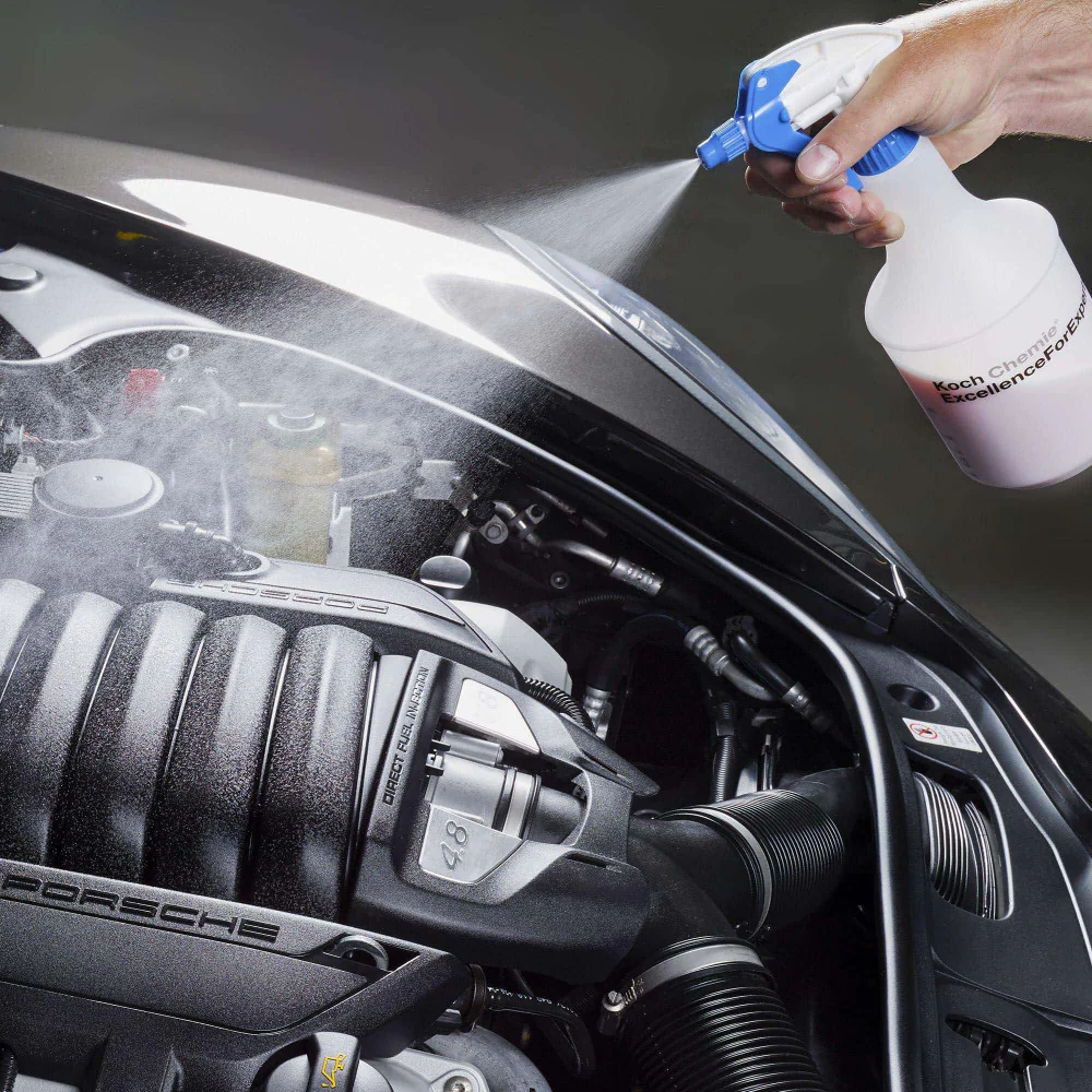 Koch Chemie Motorplast │ Vannbasert plast- og gummifornyer for motorrom med silikoner - 500 ml – bilde 4