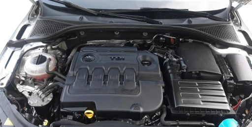 Koch Chemie Motorplast │ Vannbasert plast- og gummifornyer for motorrom med silikoner - 500 ml – bilde 6