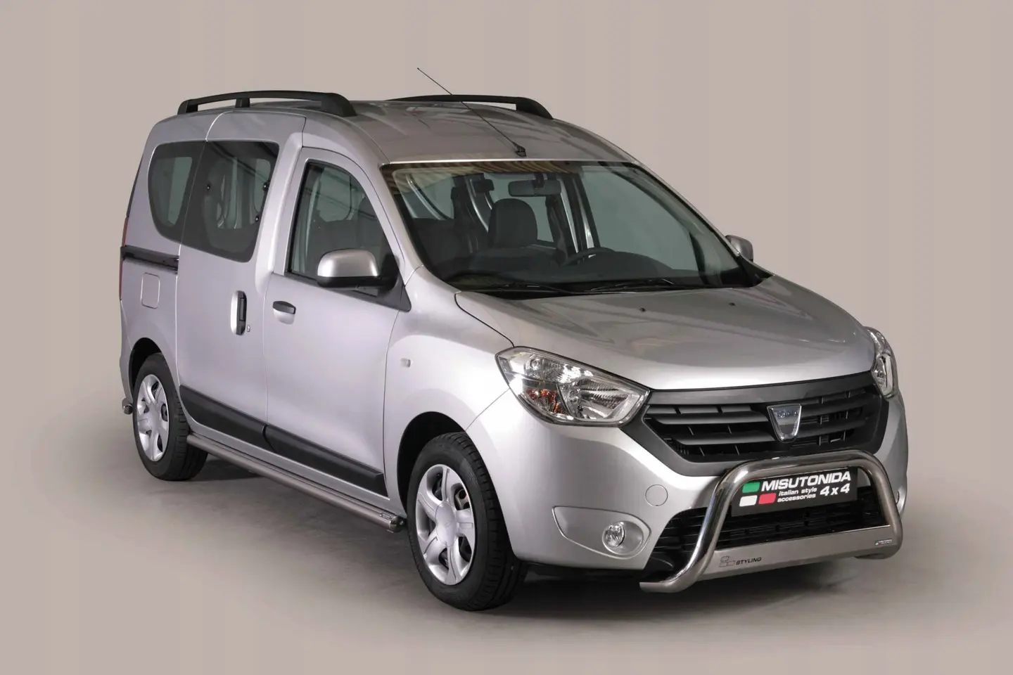 Kufanger Dacia Dokker 2012-> | D - Ø63mm Chrome – bilde 2