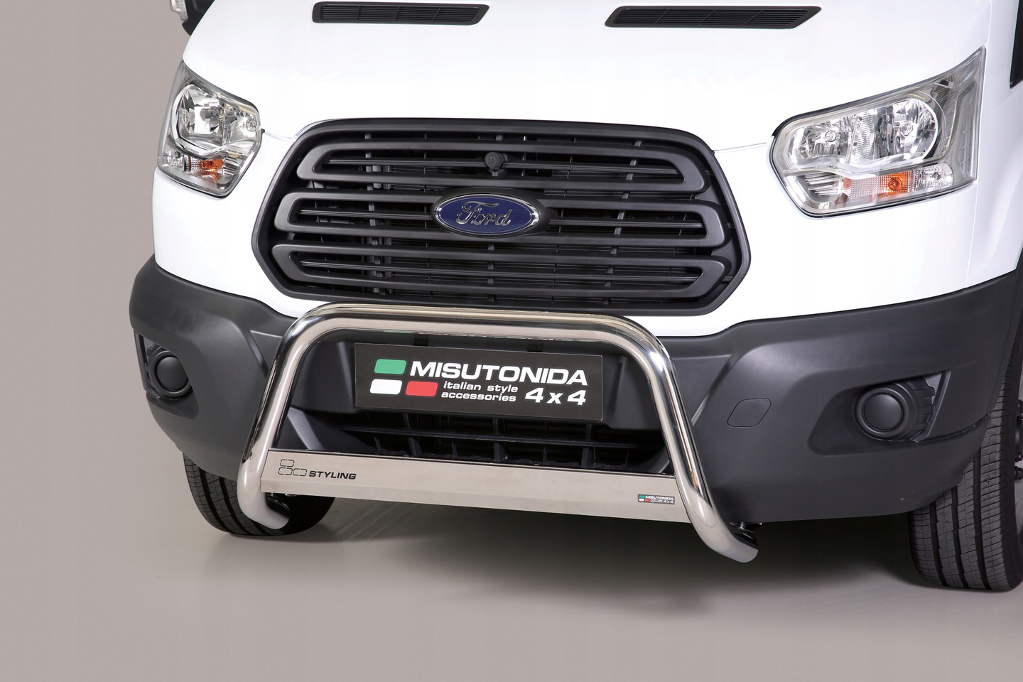 Kufanger Ford Transit 2013 -> │ D - Ø63mm Chrome