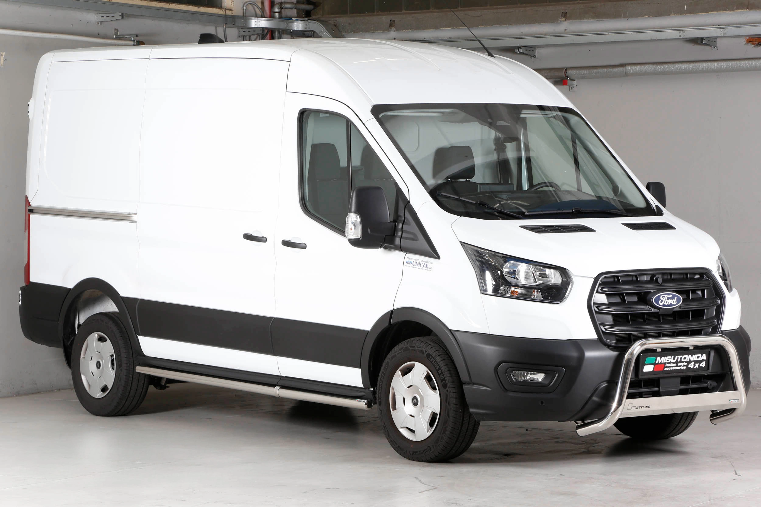 Kufanger Ford Transit 2020-> │ Chrome