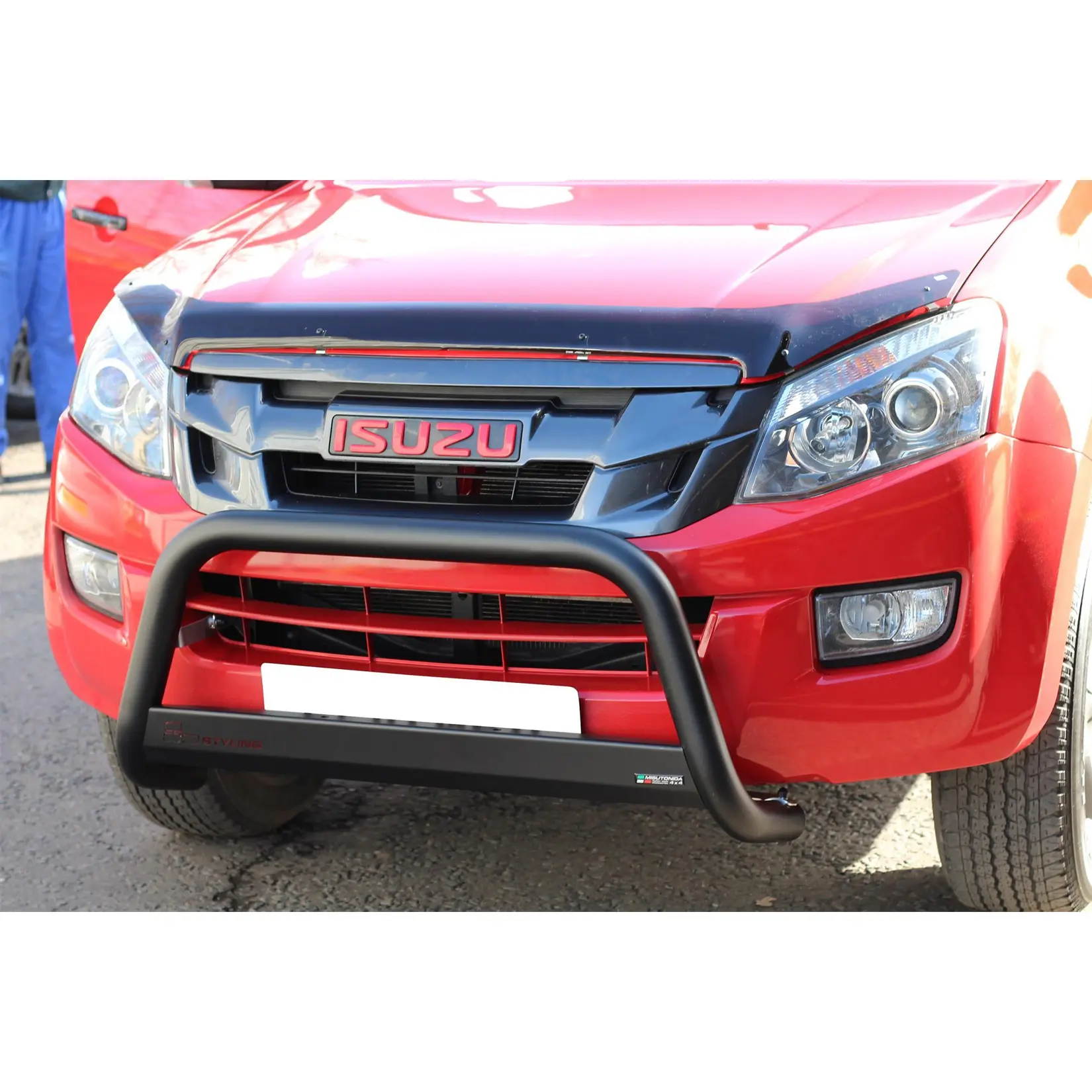 Kufanger Isuzu D-Max I Facelift 2008 - 2012 | D - Ø63mm Black