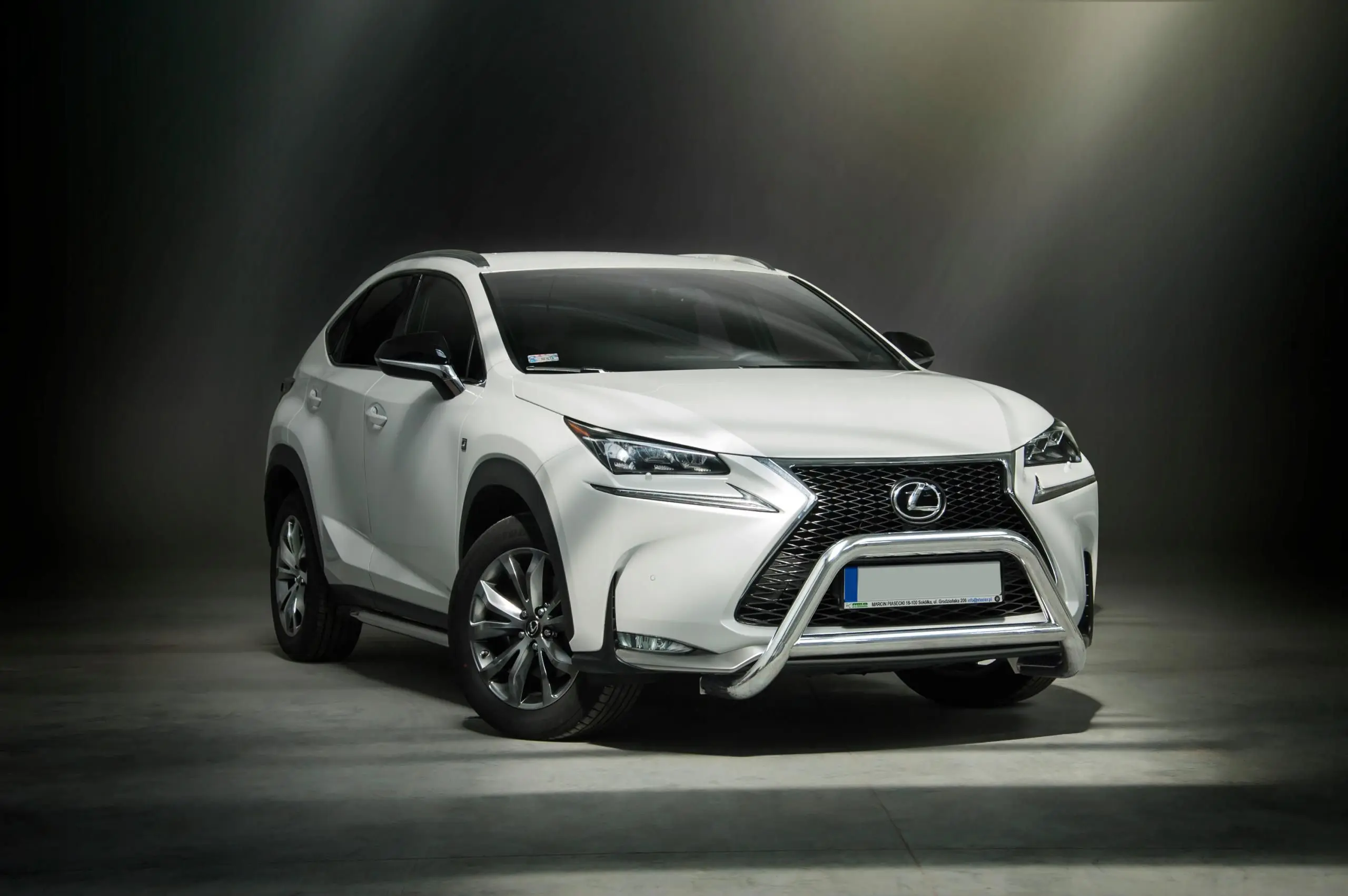 Kufanger Lexus NX I 2014 - 2021 │ med tverrør Silver Edition