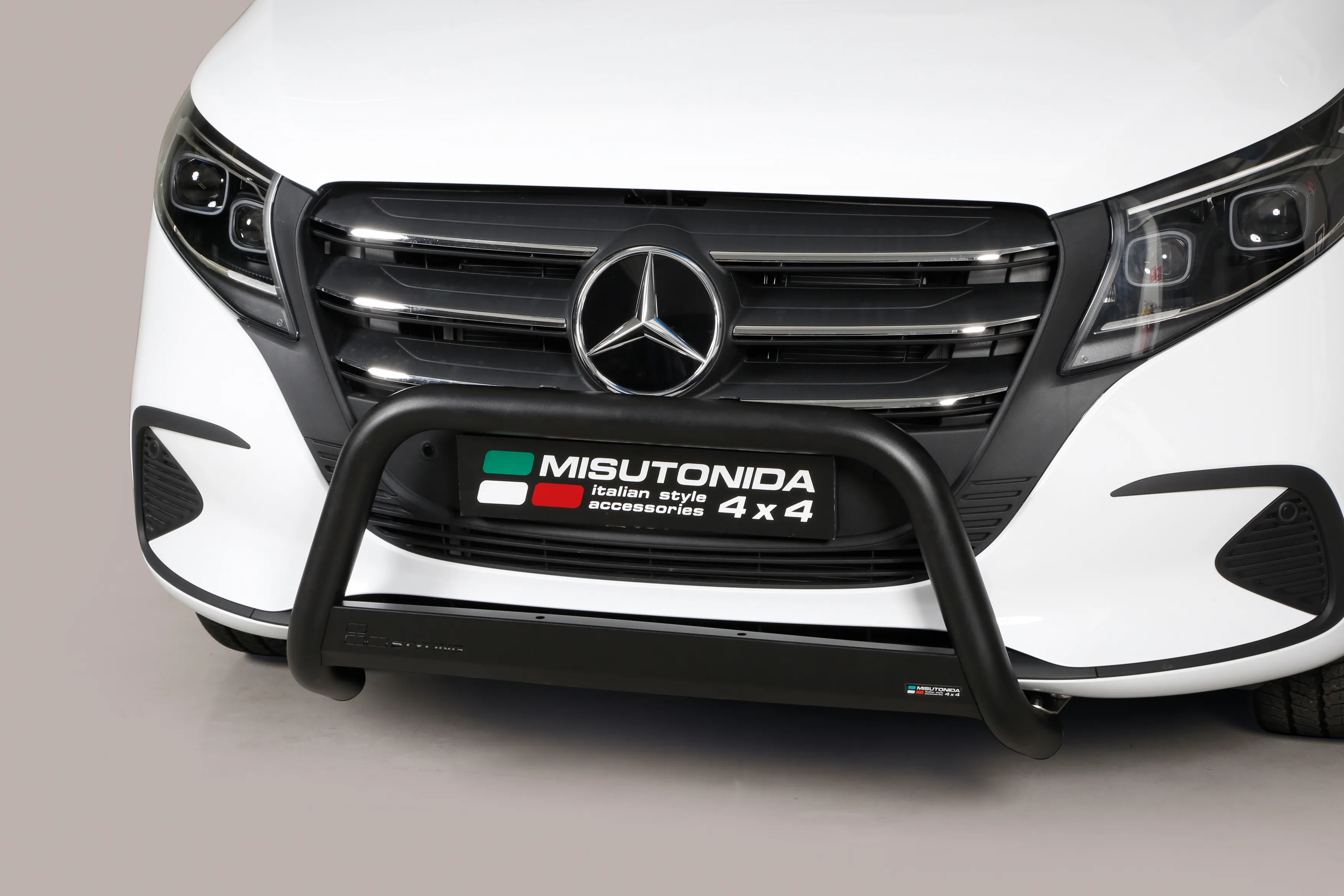 Kufanger Mercedes-Benz Vito (W447) 2023 -> / V-Class (W447) 2019 -> | D - Ø63mm Black Image 1