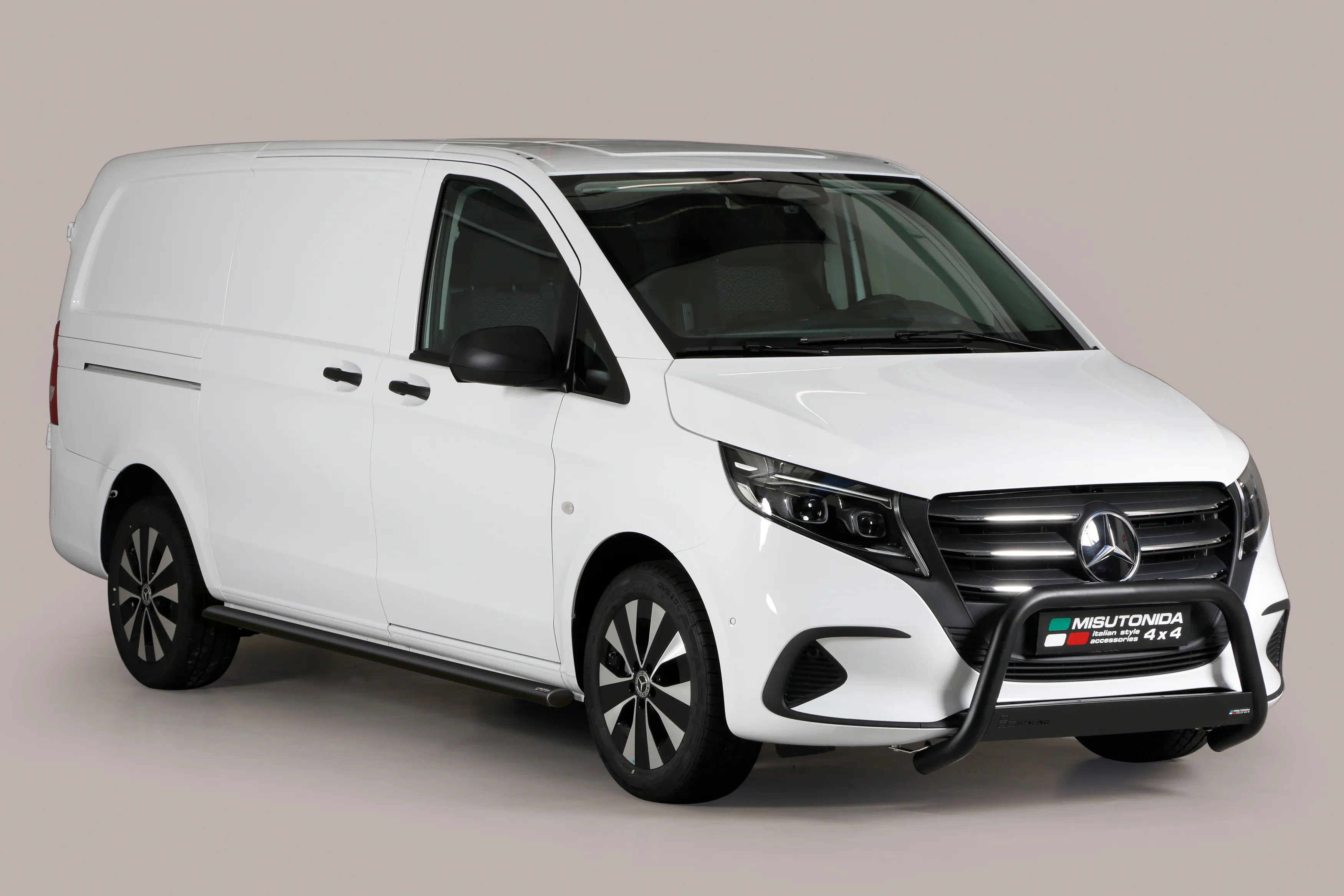 Kufanger Mercedes-Benz Vito (W447) 2023 -> / V-Class (W447) 2019 -> | D - Ø63mm Black Image 2