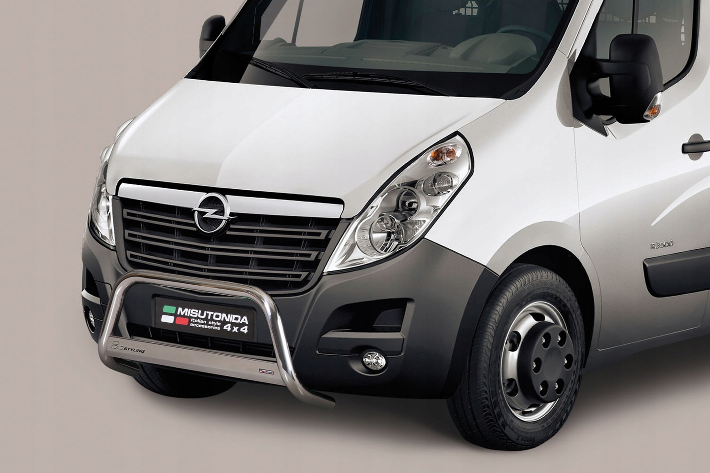 Kufanger Opel Movano 2010-2019 | D - Ø63mm Chrome Image 1
