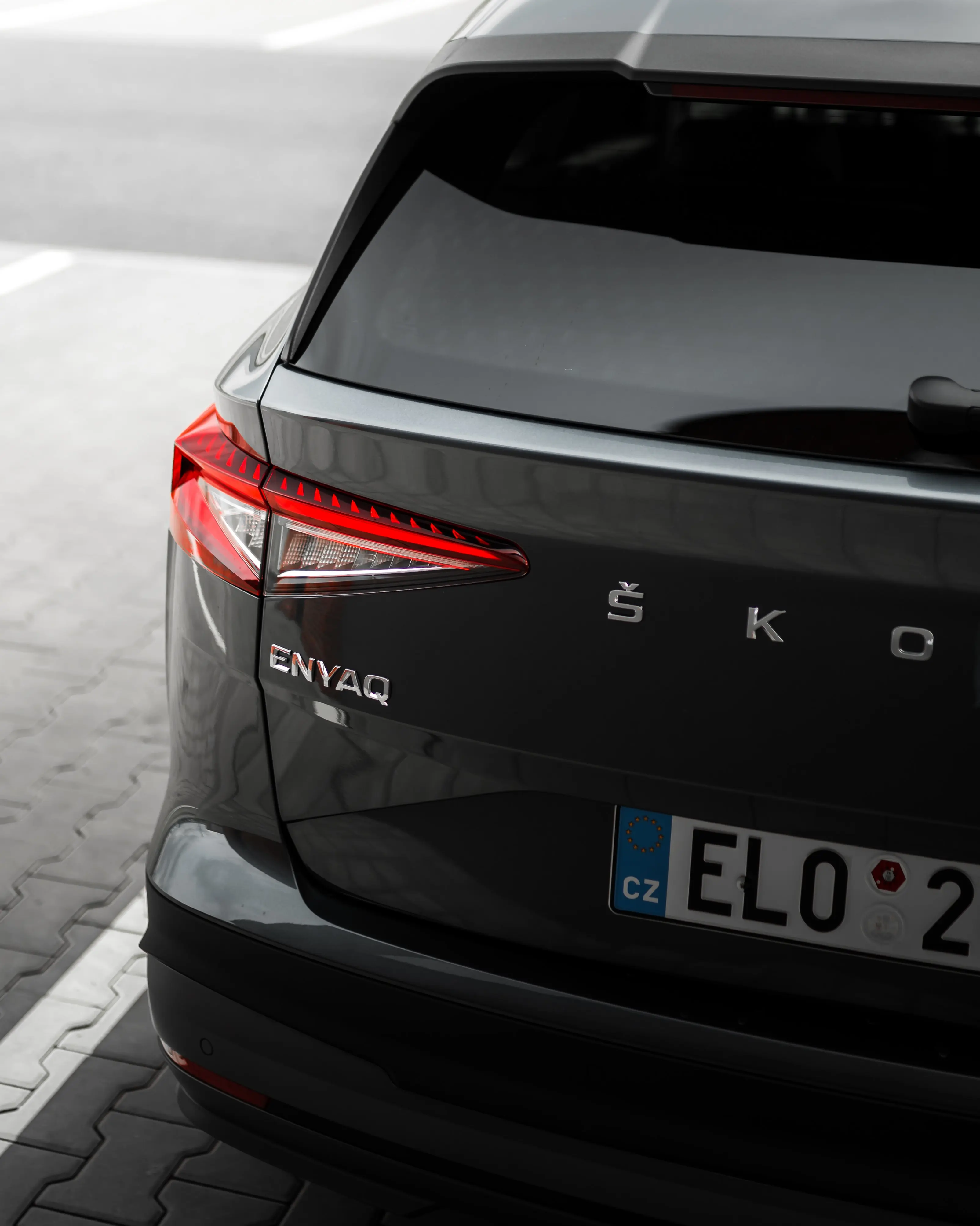 Ladeportdeksel Škoda Enyaq iV 2020 -> │ Ladeluke beskytter Image 3