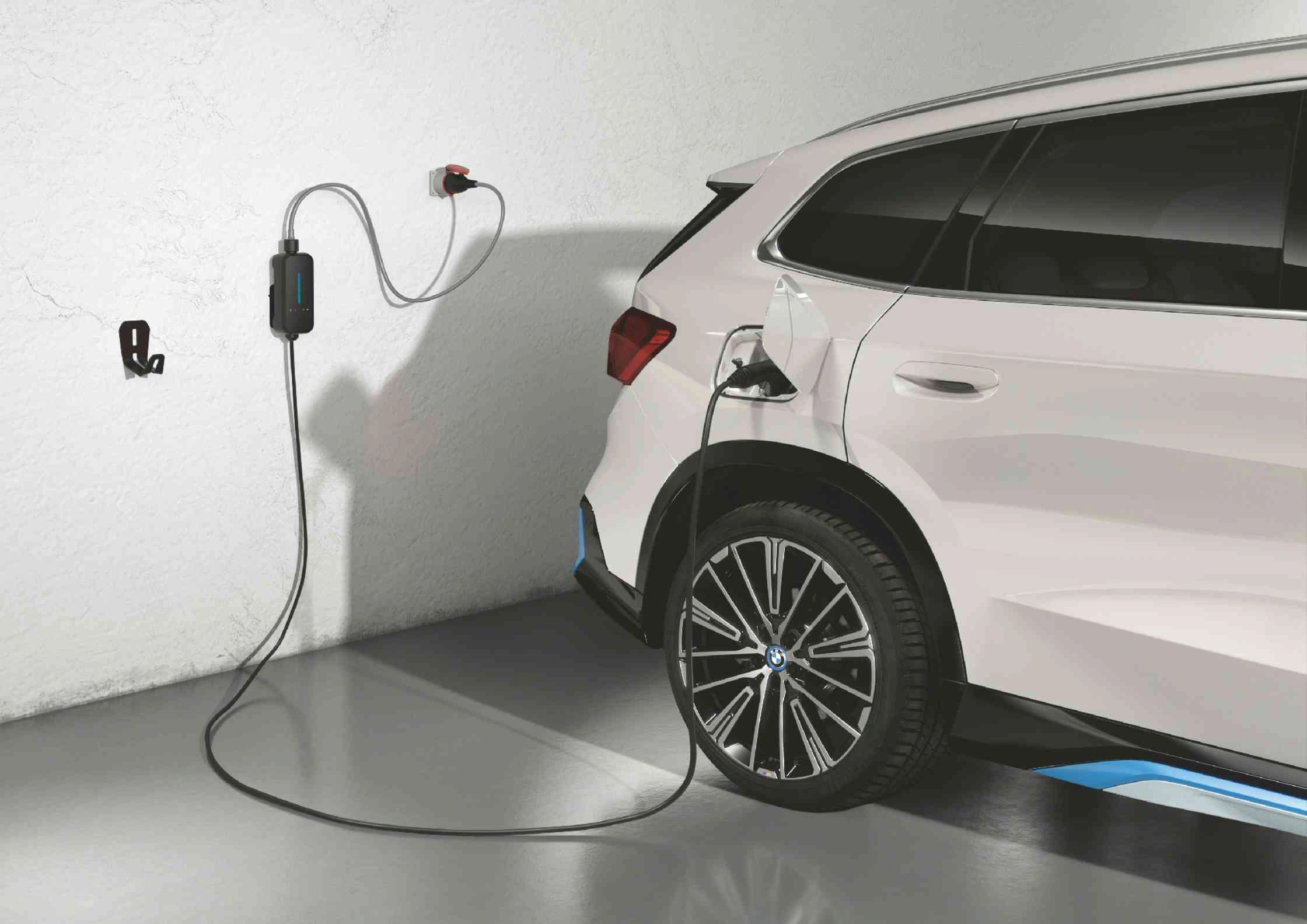 Lader BMW Flexible Fast Charger 2.0 │ 11 kW - Genuine® Type Charger Function Box Image 6