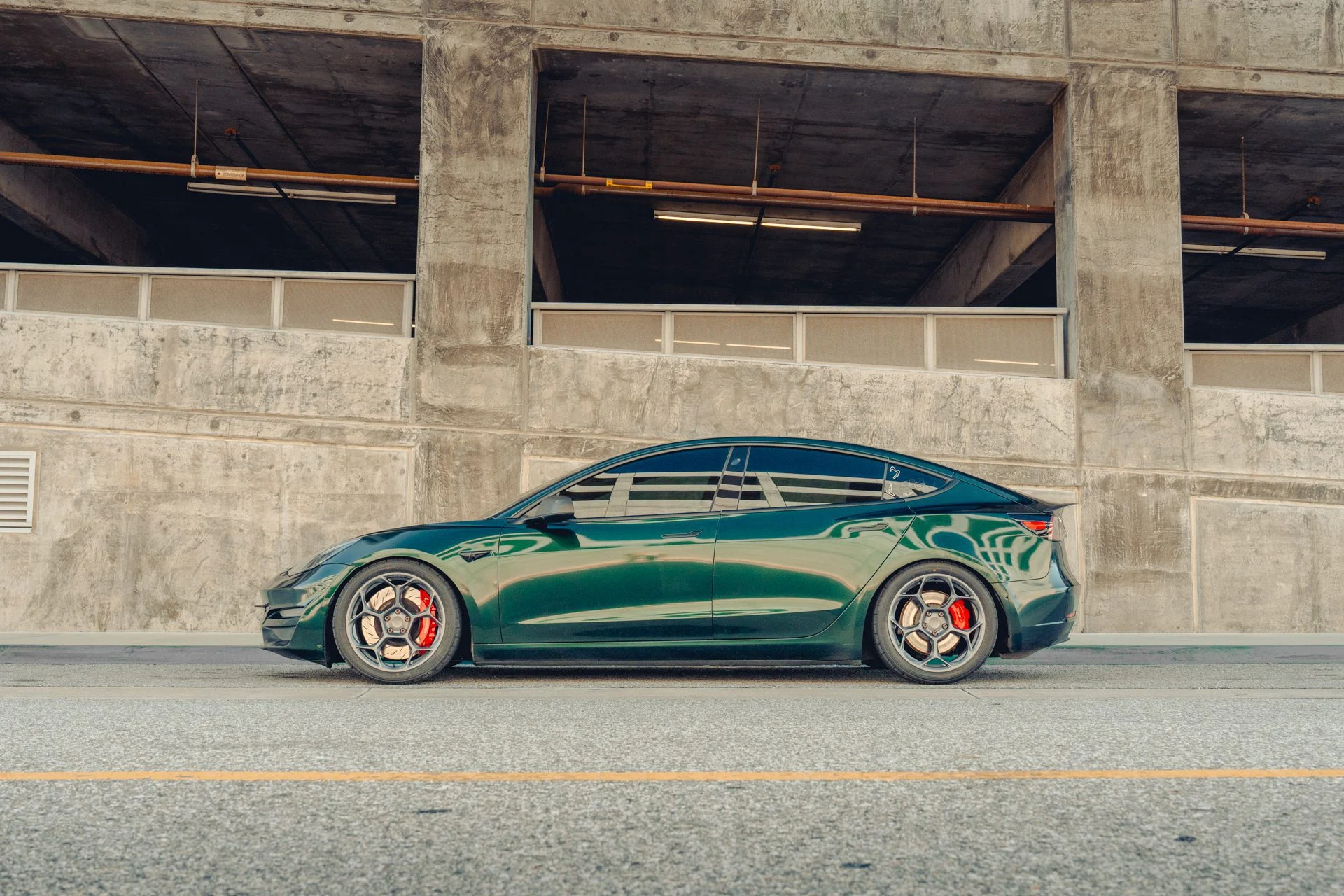 Lakkstift 1K Touch Up Tesla 1GN00 Racing Green │ Lakkkorreksjonspenn Lakk kode 1GN00 – bilde 4