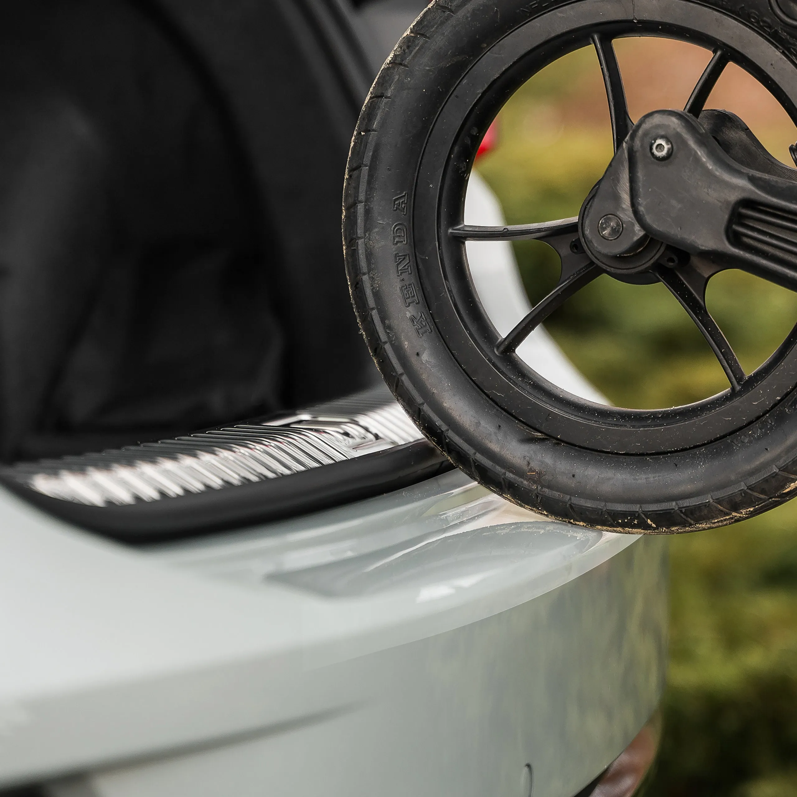 Lastekantbeskytter Volkswagen Passat B8 2024 - 2026 │ PPF beskyttelsesfolie Gjennomsiktig Grizz BodyShield – bilde 2