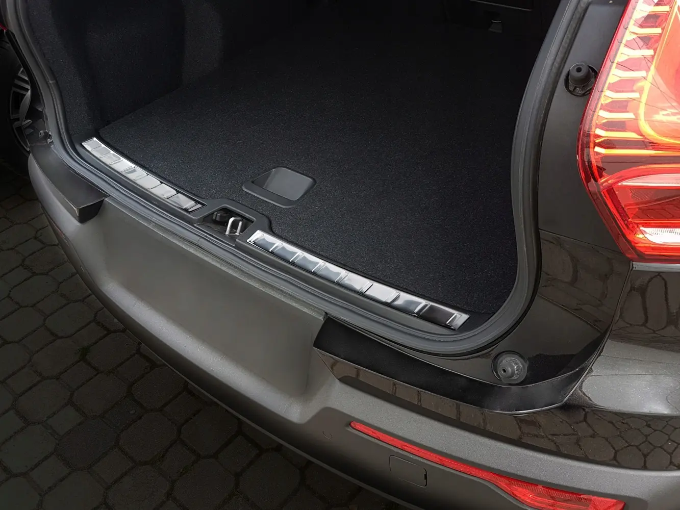 Lastekantbeskytter Volvo XC40/EX40 2017 ->