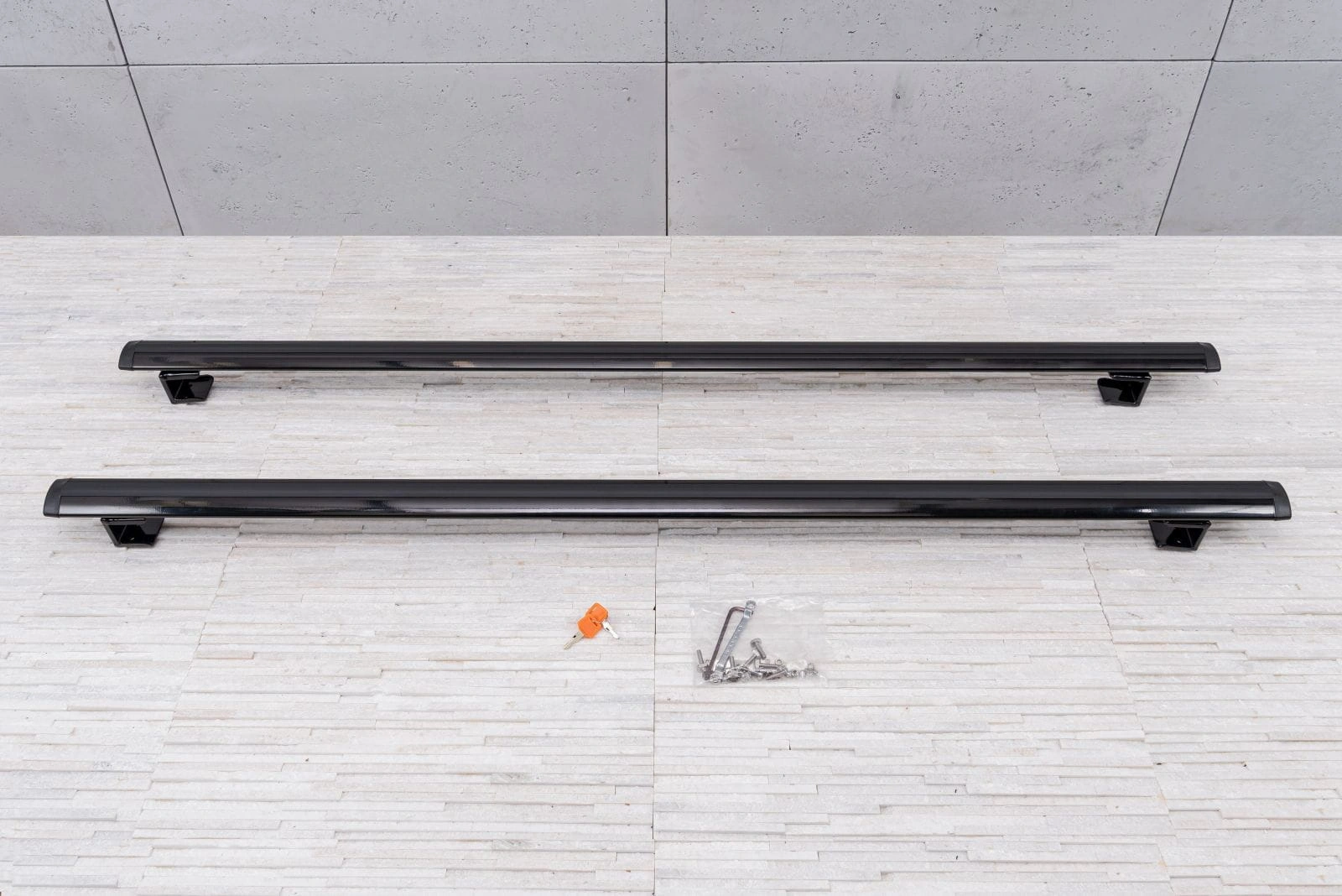 Lastestativ for plan Isuzu D-Max II 2012 - 2019 │ Black Matt Aluminium Roll Cross Racks Image 2