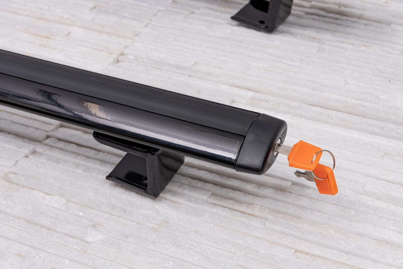 Lastestativ for plan Isuzu D-Max II 2012 - 2019 │ Black Matt Aluminium Roll Cross Racks Image 6