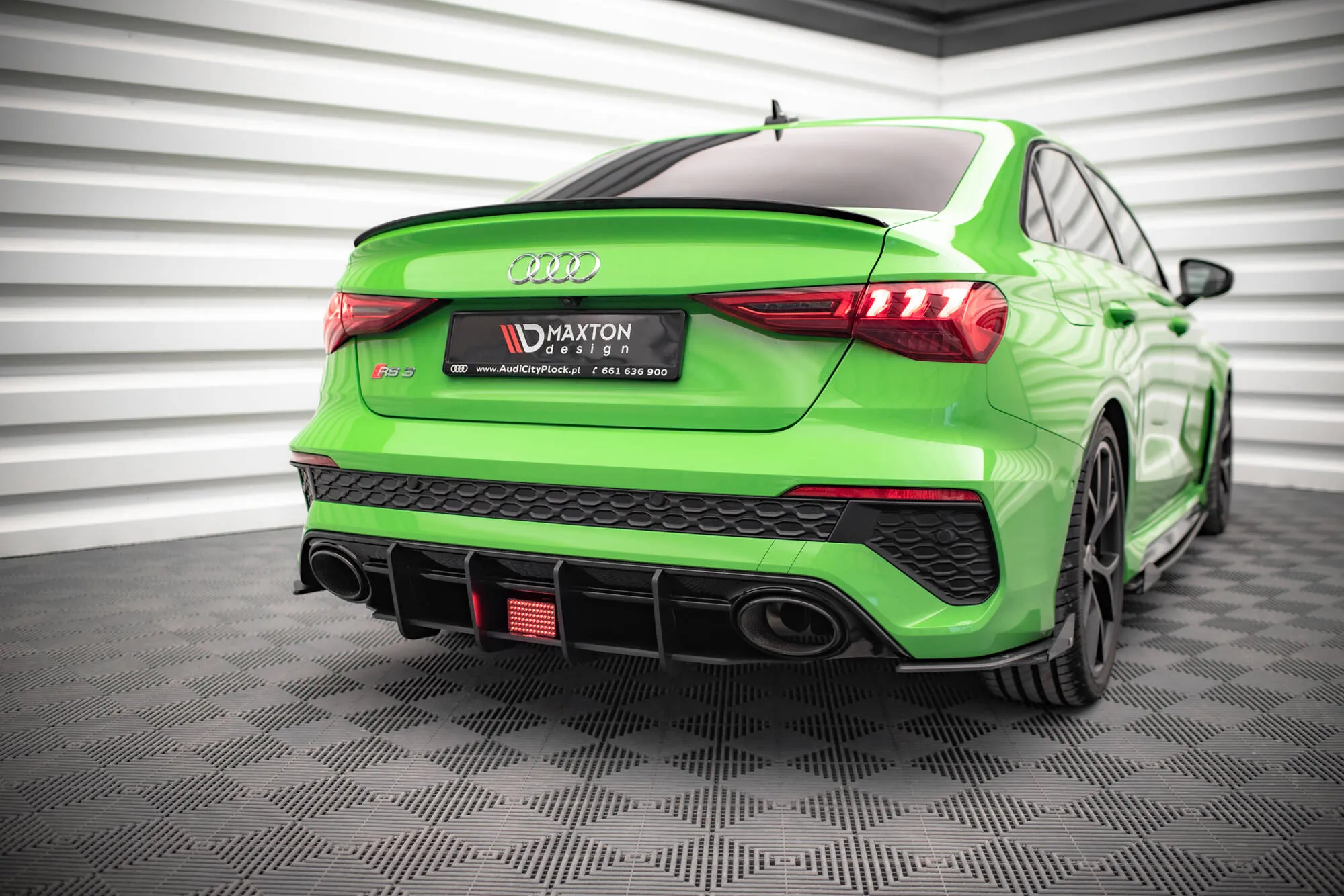 LED bremselys Audi RS3 8Y 2020-> | Glossy Black Edition – bilde 3