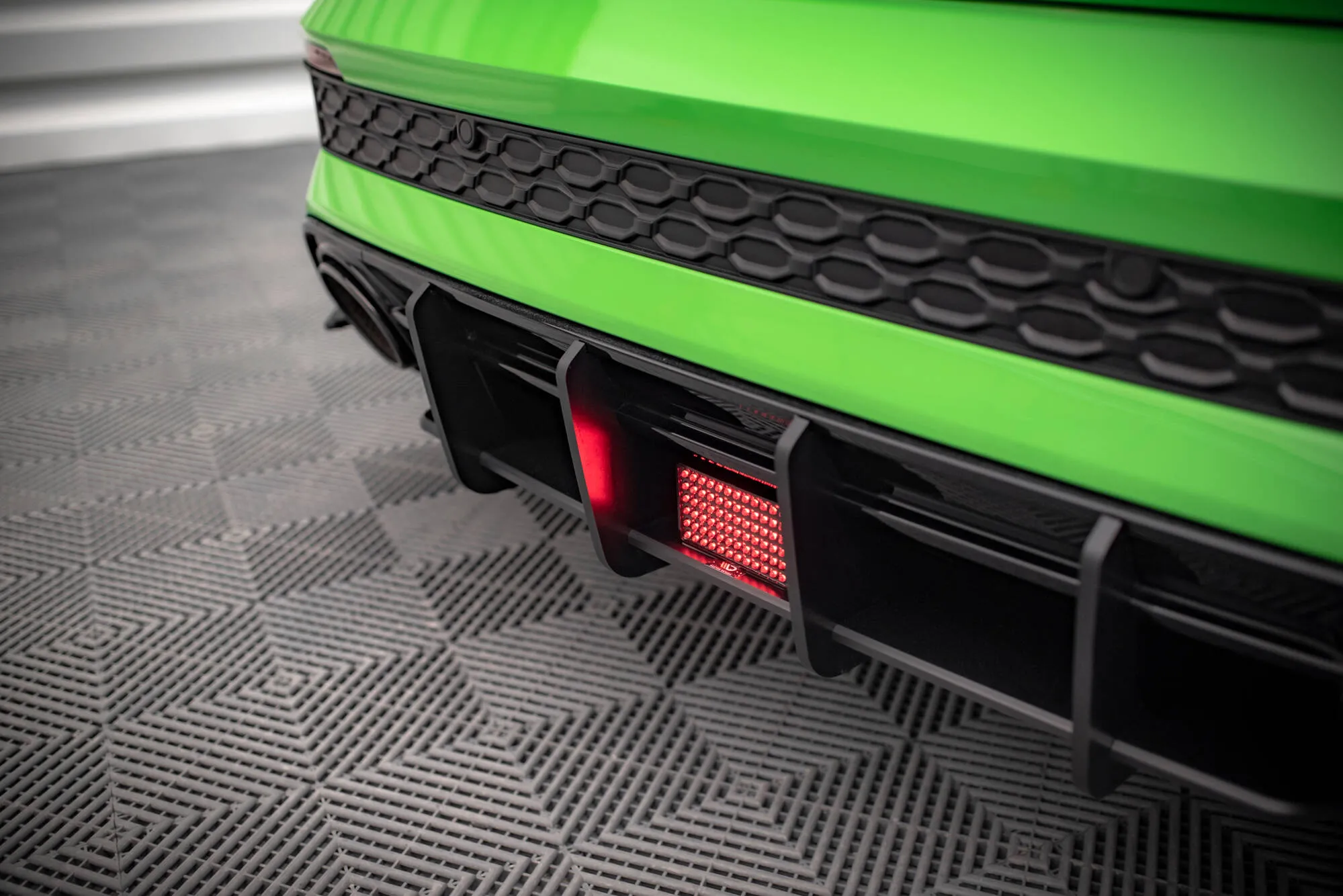 LED bremselys Audi RS3 8Y 2020-> | Glossy Black Edition – bilde 4