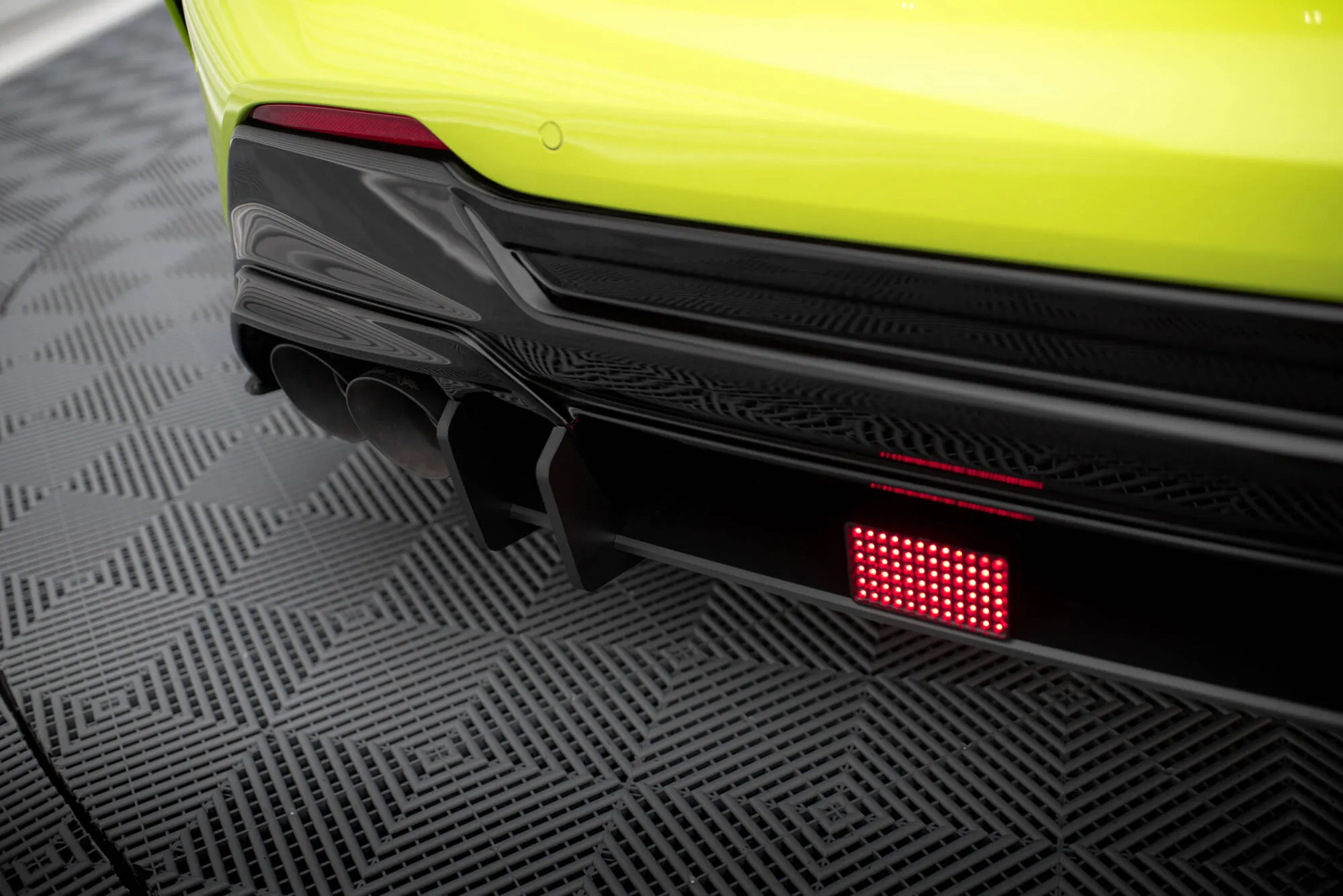LED bremselys BMW 1 (F40) M-Pack / BMW M135i (F40) 2019 - 2024 | Glossy Black Edition – bilde 4