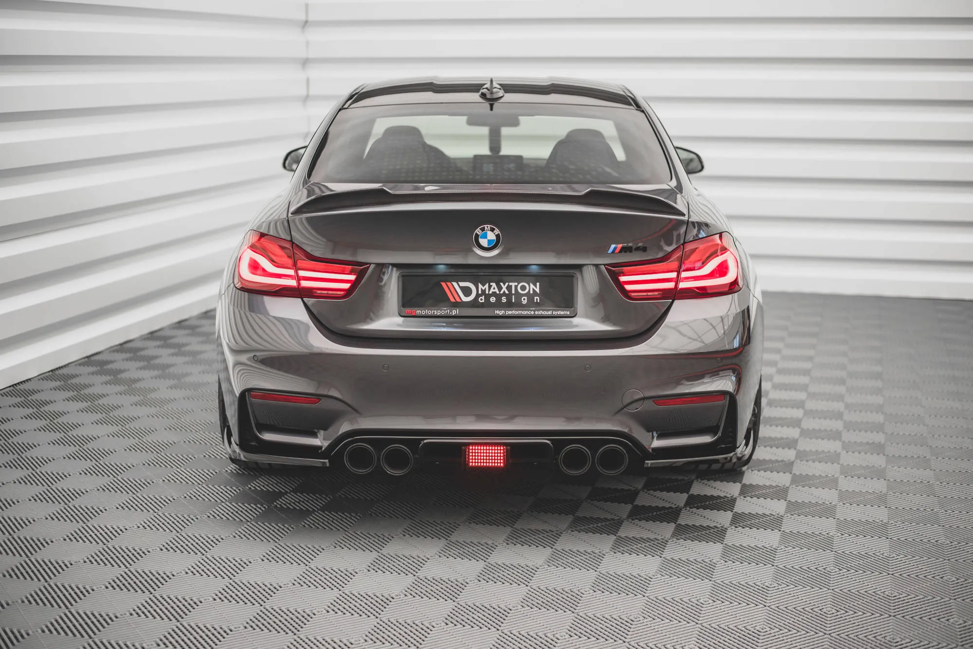 LED bremselys BMW M4 (F82) 2014 – 2021 | Glossy Black Edition – bilde 2