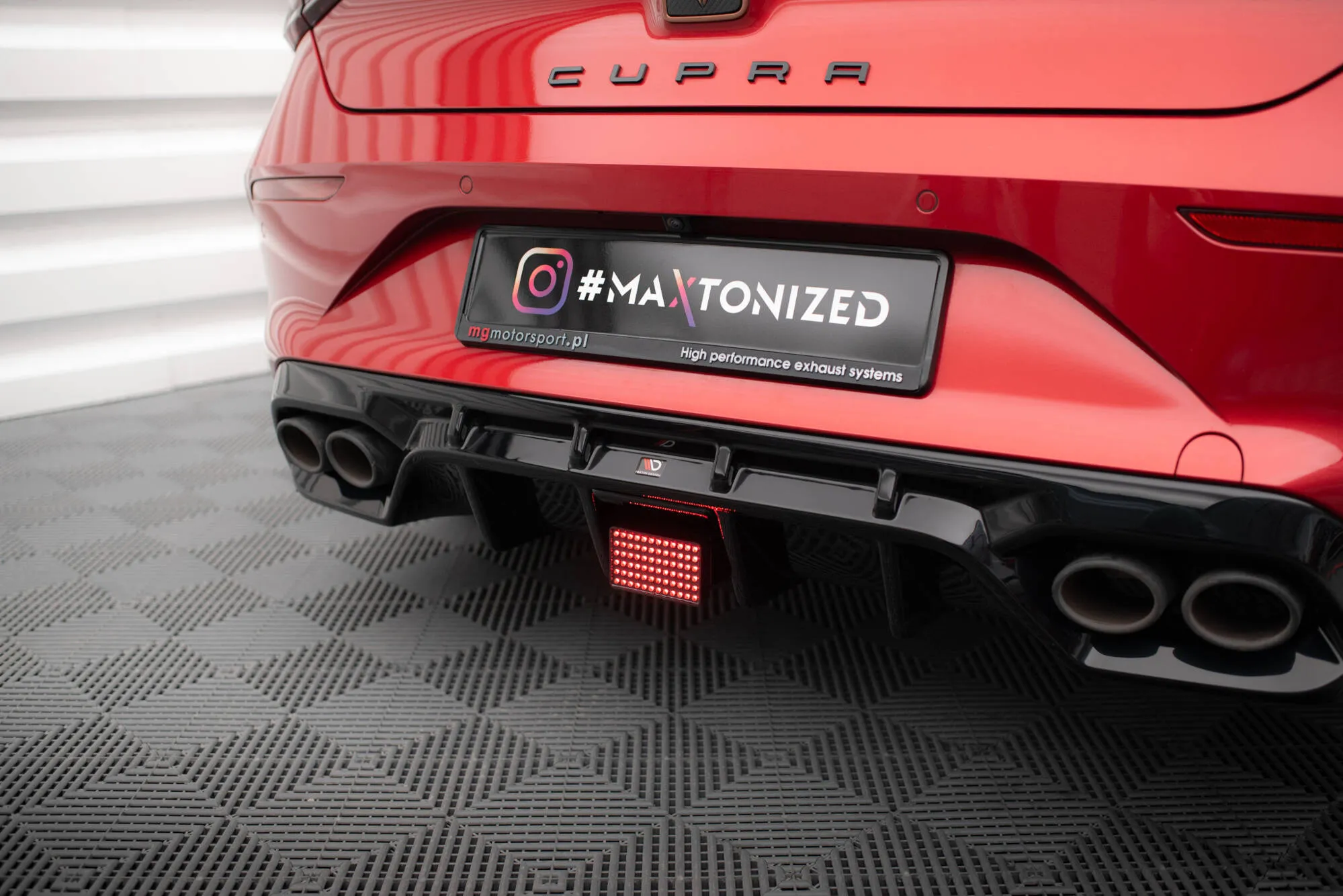 LED bremselys Cupra Leon Hatchback Mk1 2020 - > | Glossy Black Edition – bilde 3