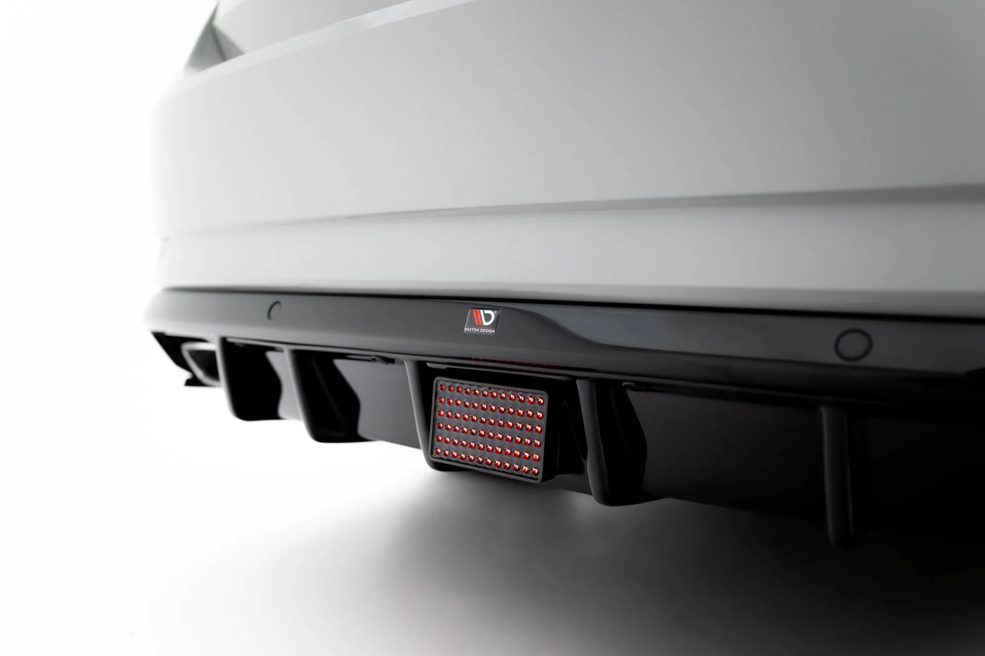 LED bremselys Skoda Superb III 2015 - 2019 | Glossy Black Edition – bilde 4