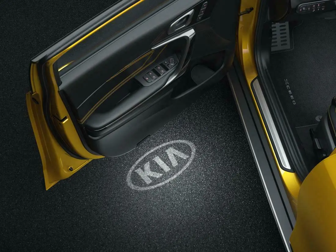 LED dørlys projektor Kia logo White Edition – bilde 4