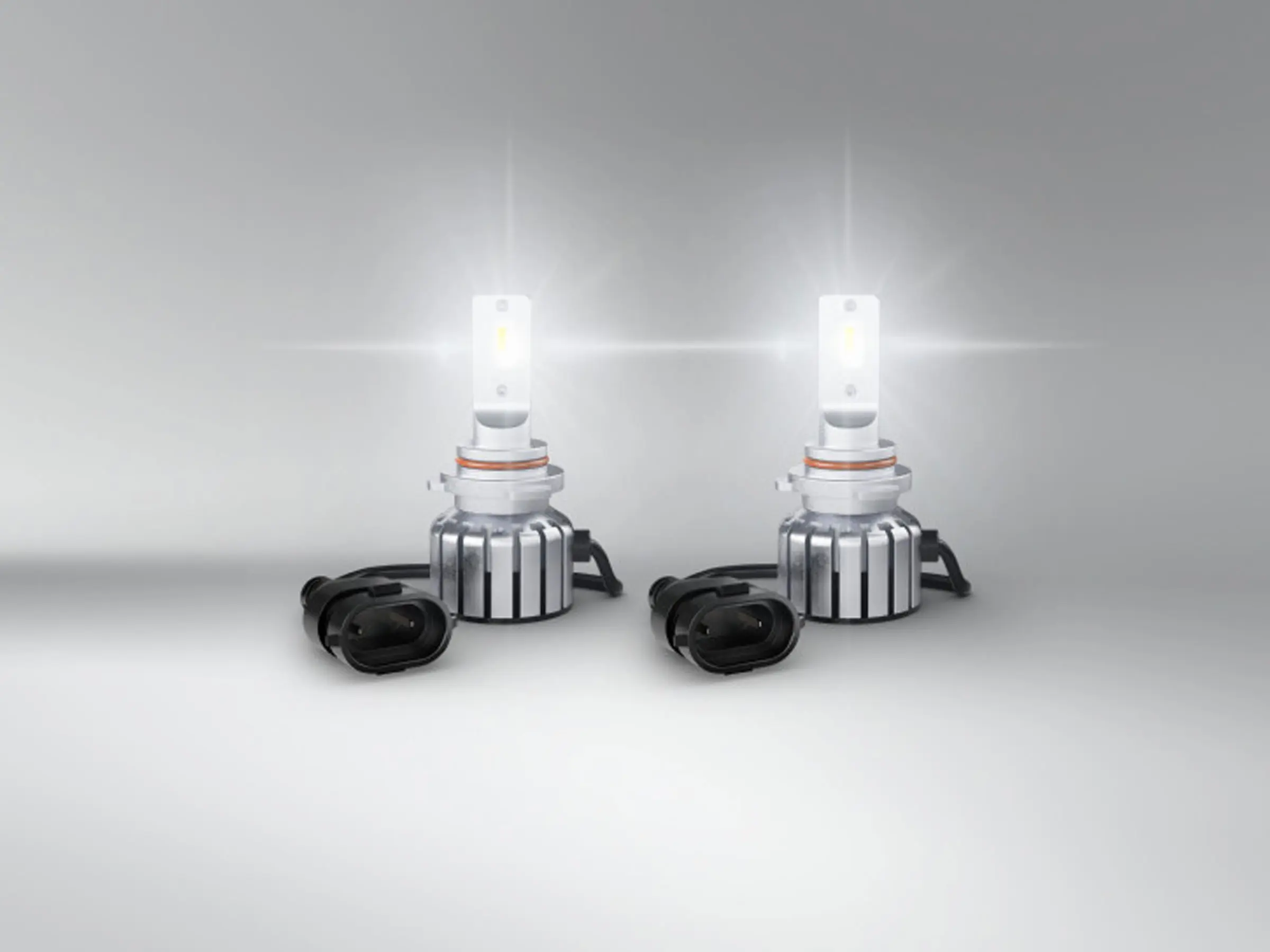 LED Pære HB3 / H10 / HIR1 Osram LEDriving HL Bright +300%  - sett 2 stk. – bilde 3