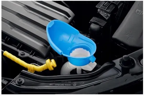 Lid funnel for washer fluid reservoir OEM Skoda – bilde 2