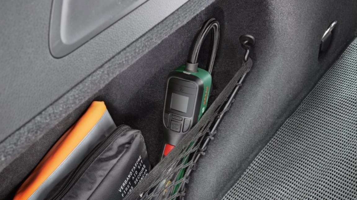 Luftkompressor Bosch EasyPump -  med batteri som kan lades, bærbar, digital - akkumulator pumpe 10 bar – bilde 4