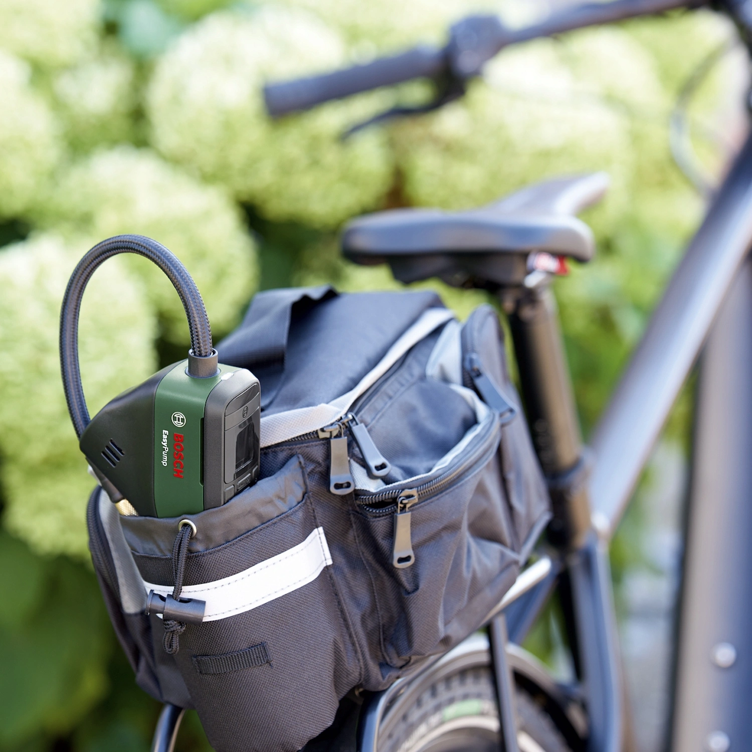 Luftkompressor Bosch EasyPump -  med batteri som kan lades, bærbar, digital - akkumulator pumpe 10 bar – bilde 8