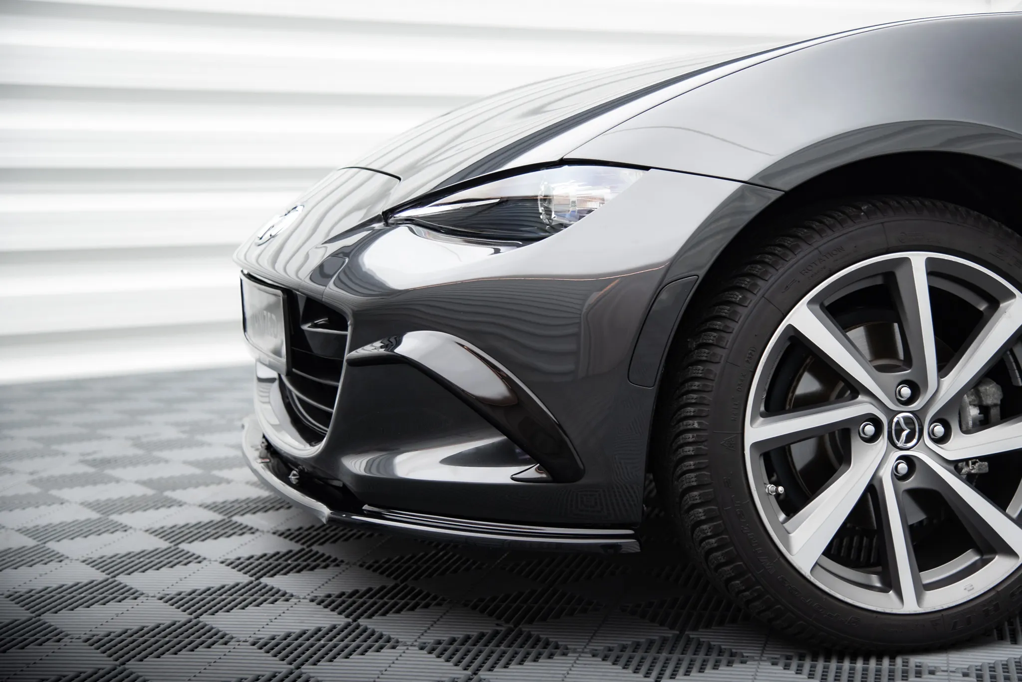 Lysrammer Mazda MX-5 IV (ND) 2015 - 2024 | Glossy Black Edition