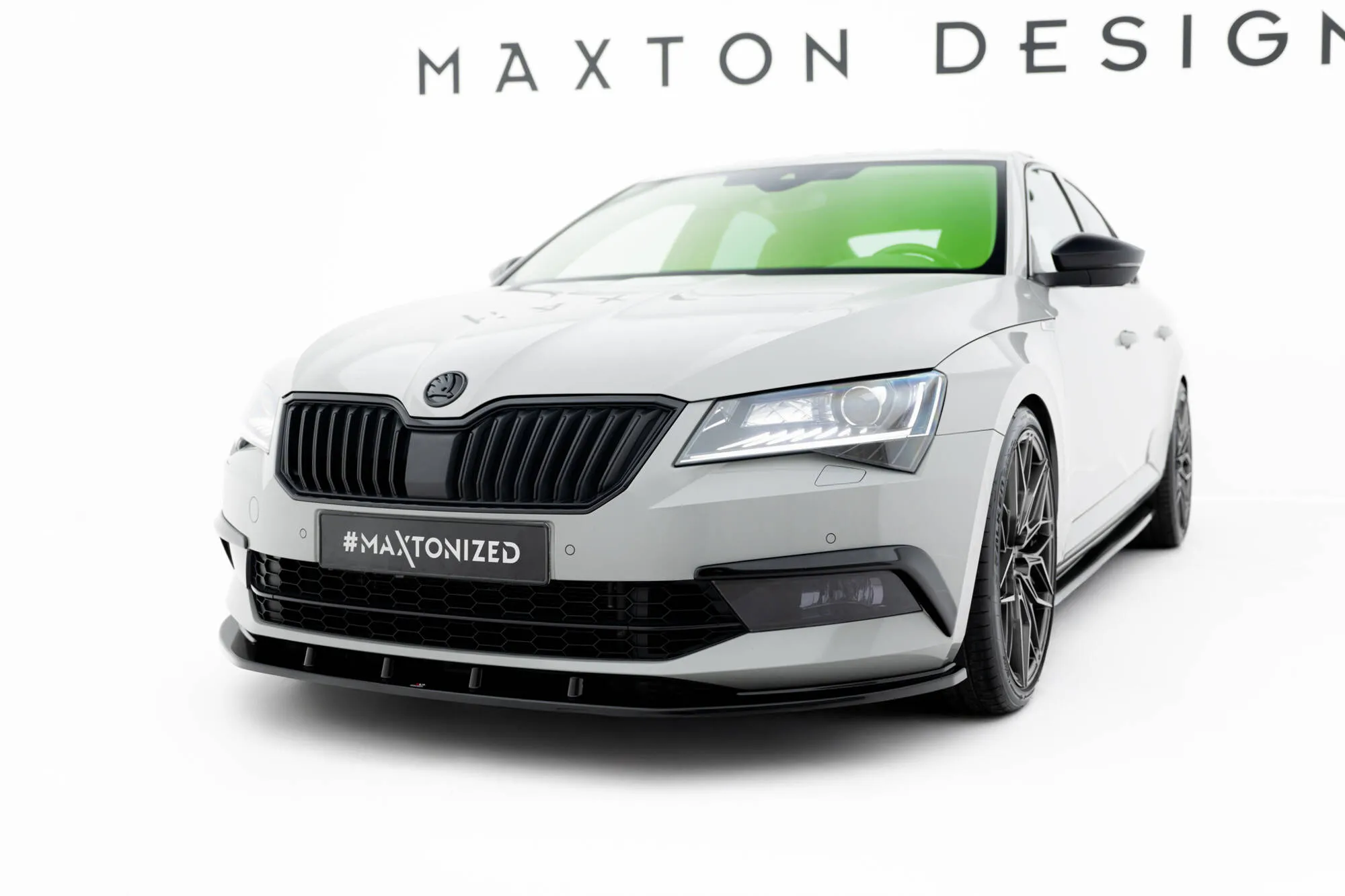 Lysrammer Skoda Superb III 2015 - 2019 | Glossy Black Edition – bilde 3