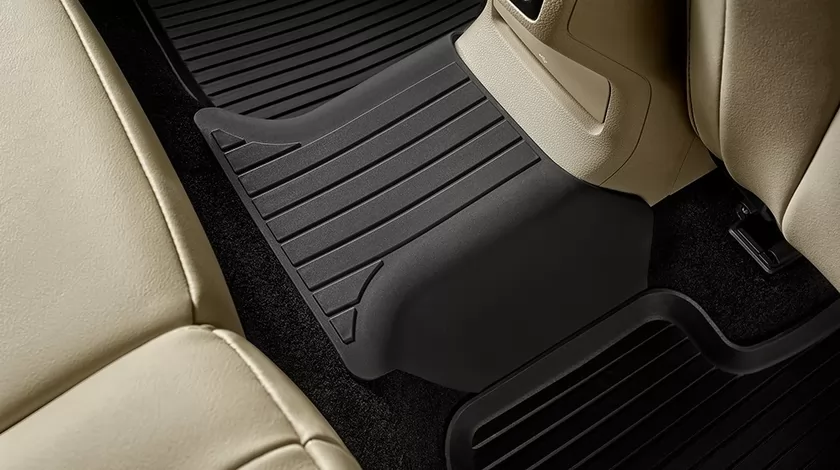 Midttunneldeksel Skoda Yeti 2009 - 2017 │ Genuine® Allværsmatte Tunnel gummimatte