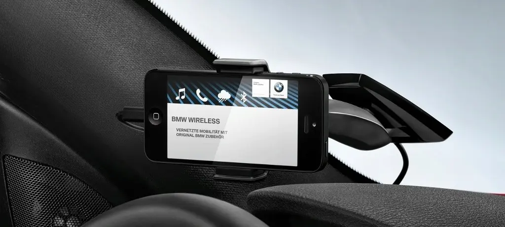 Mobilholder med lading BMW Click & Drive System │ Genuine® Universal Image 4