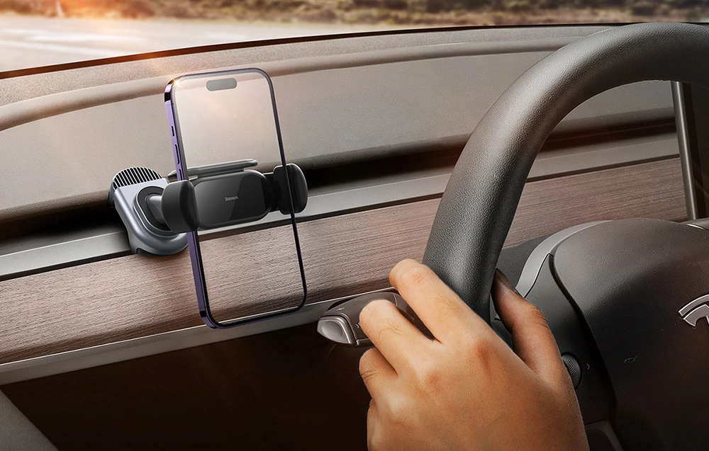 Mobilholder Tesla Model 3 / Y - elektrisk solcelledrevet lader │ Baseus T-Space Solar Electric Car Mount Black Edition – bilde 11