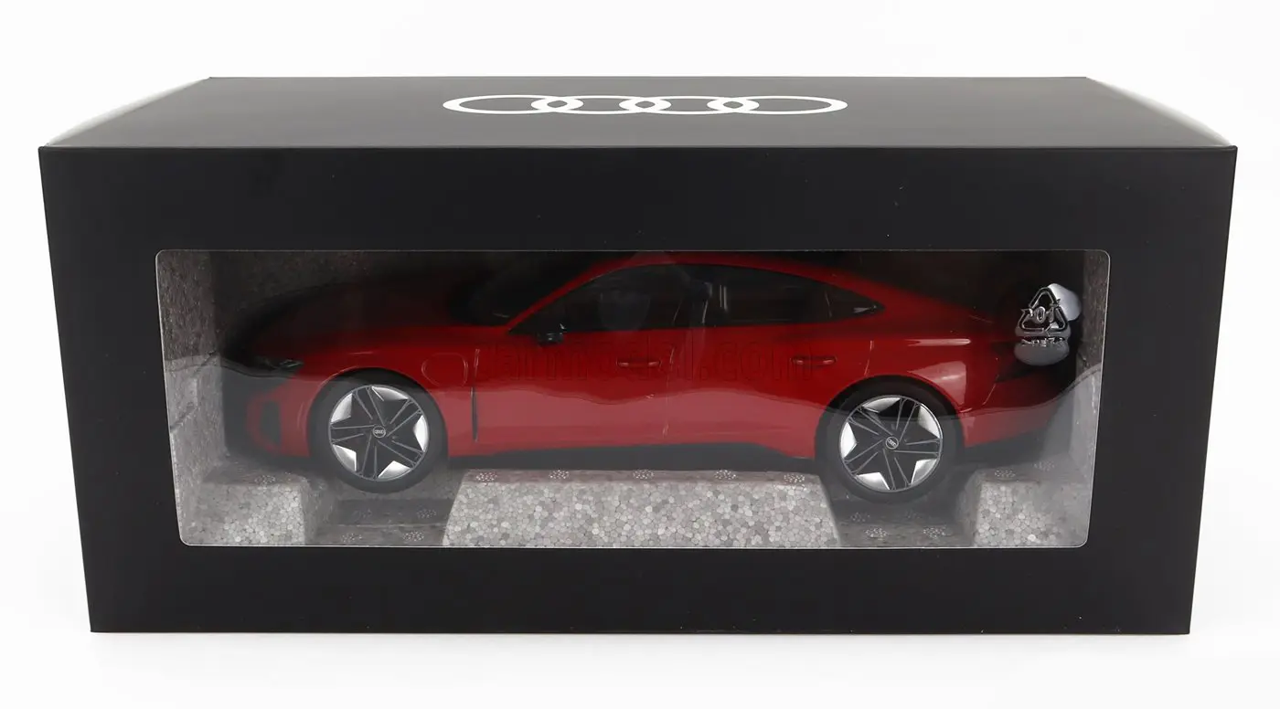 Modellbil Audi Sport RS e-tron GT │ Modellauto 1:18 Tango Red Image 5
